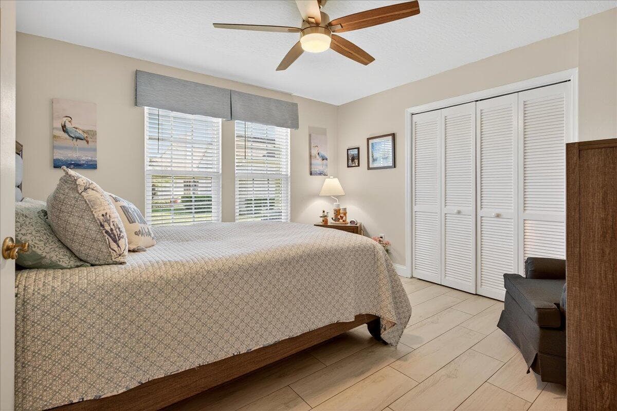 1827 Aynsley Way 4, Vero Beach, FL 32966 — photo 13 of 41