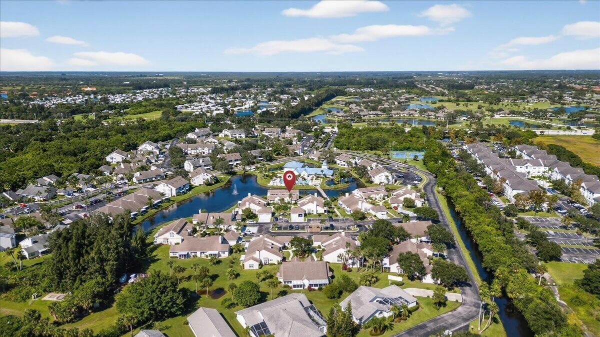 1827 Aynsley Way 4, Vero Beach, FL 32966 — photo 26 of 41