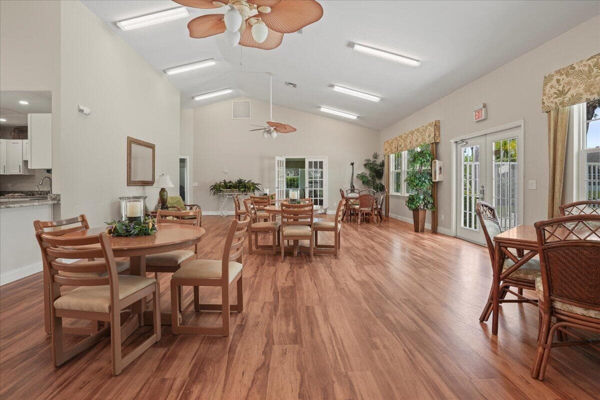 1827 Aynsley Way 4, Vero Beach, FL 32966 — photo 36 of 41