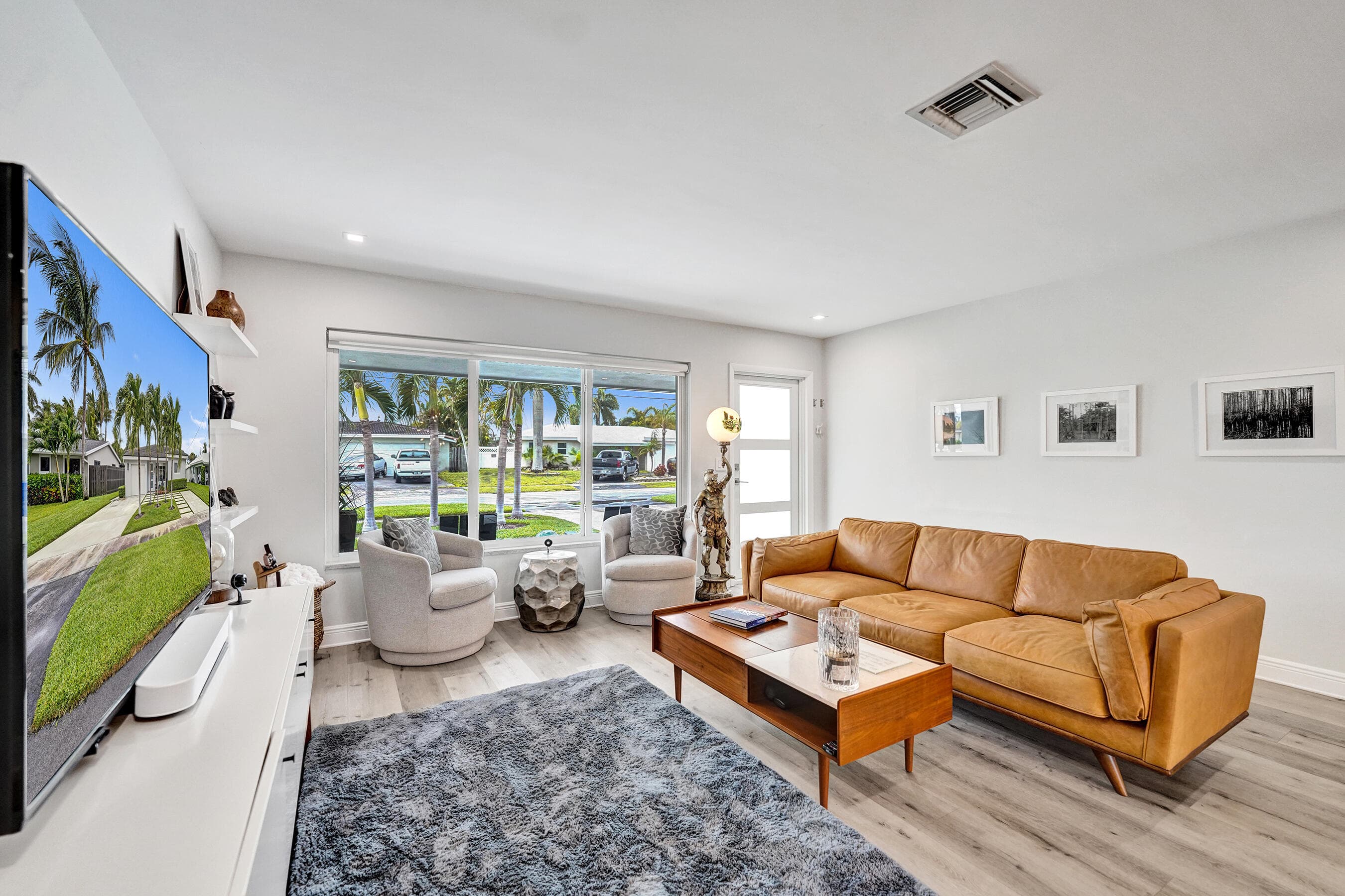 381 SE 3rd Street, Pompano Beach, FL 33060 — photo 4 of 41