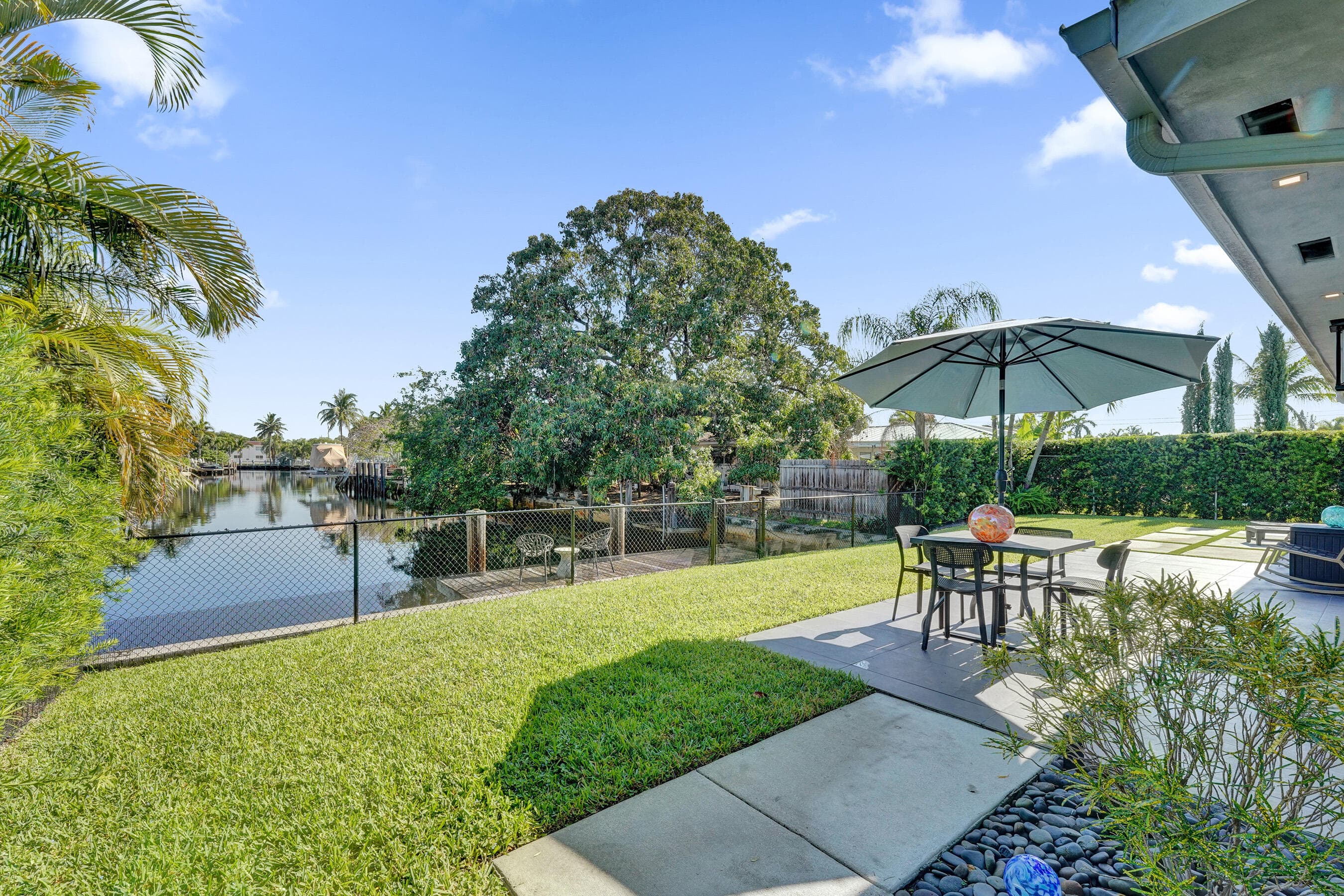 381 SE 3rd Street, Pompano Beach, FL 33060 — photo 24 of 41