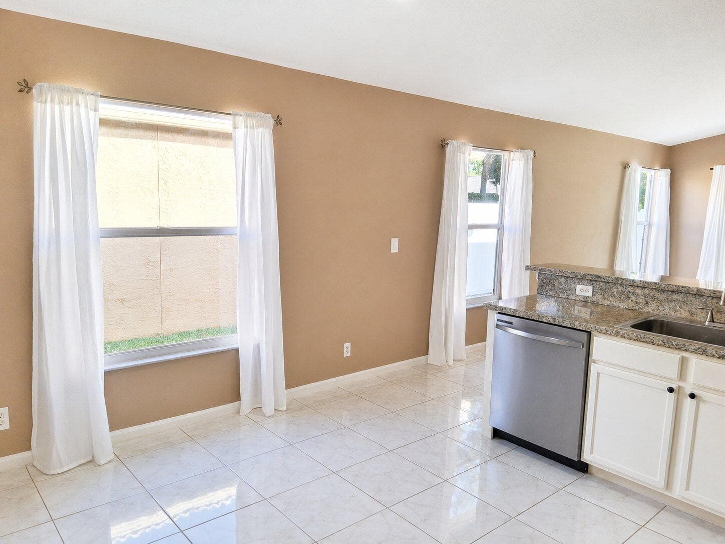 231 Preserve Court, Royal Palm Beach, FL 33411 — photo 9 of 32