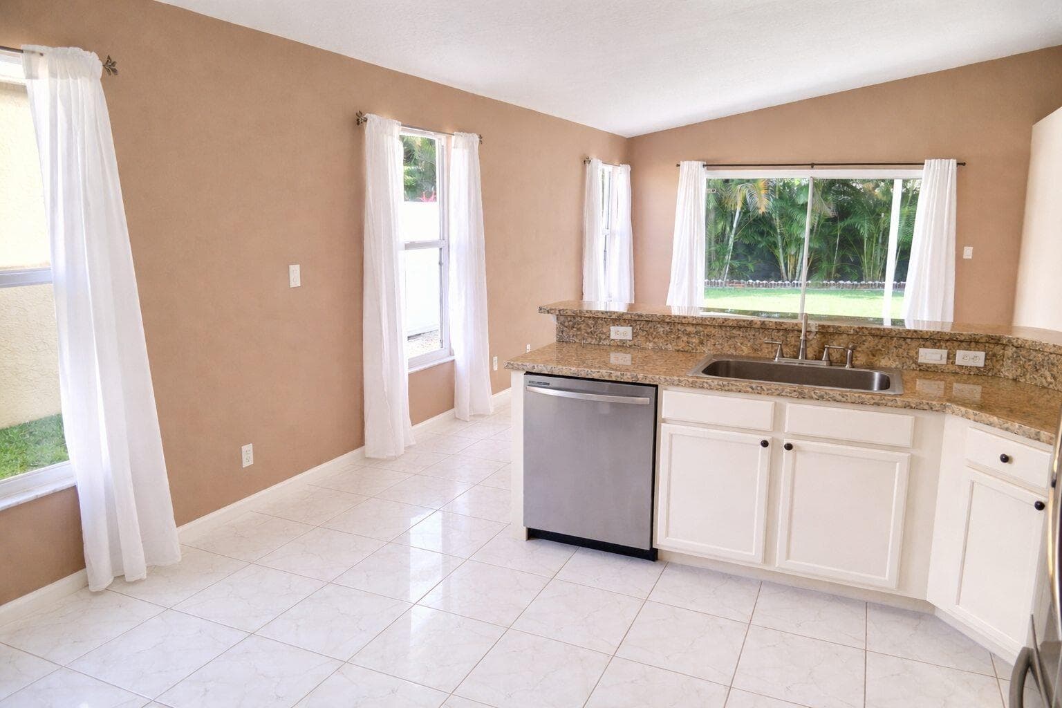 231 Preserve Court, Royal Palm Beach, FL 33411 — photo 10 of 32