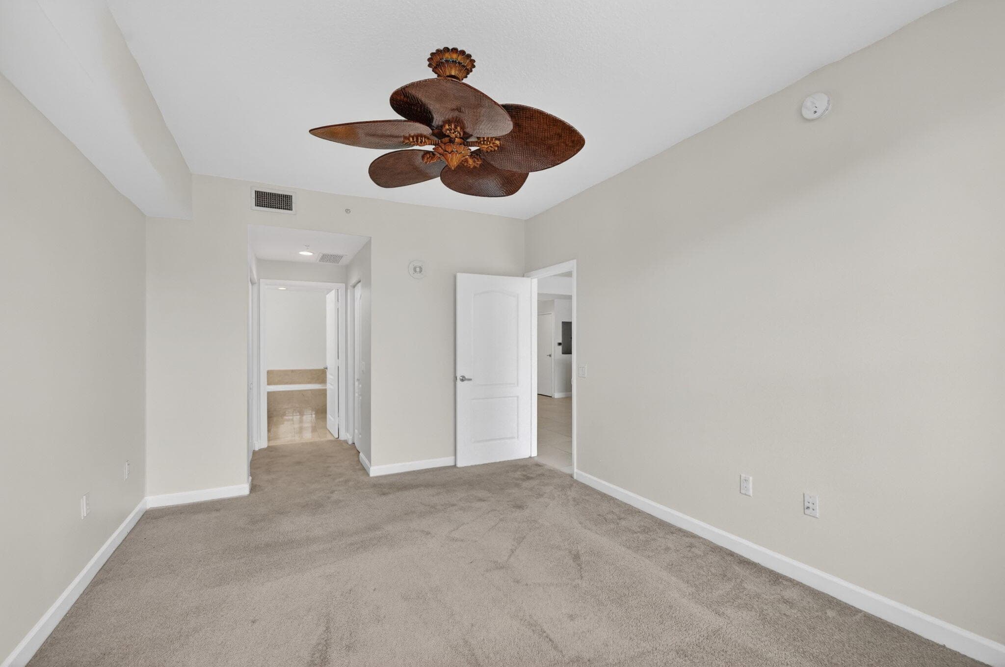 410 Evernia Street 630, West Palm Beach, FL 33401 — photo 25 of 57