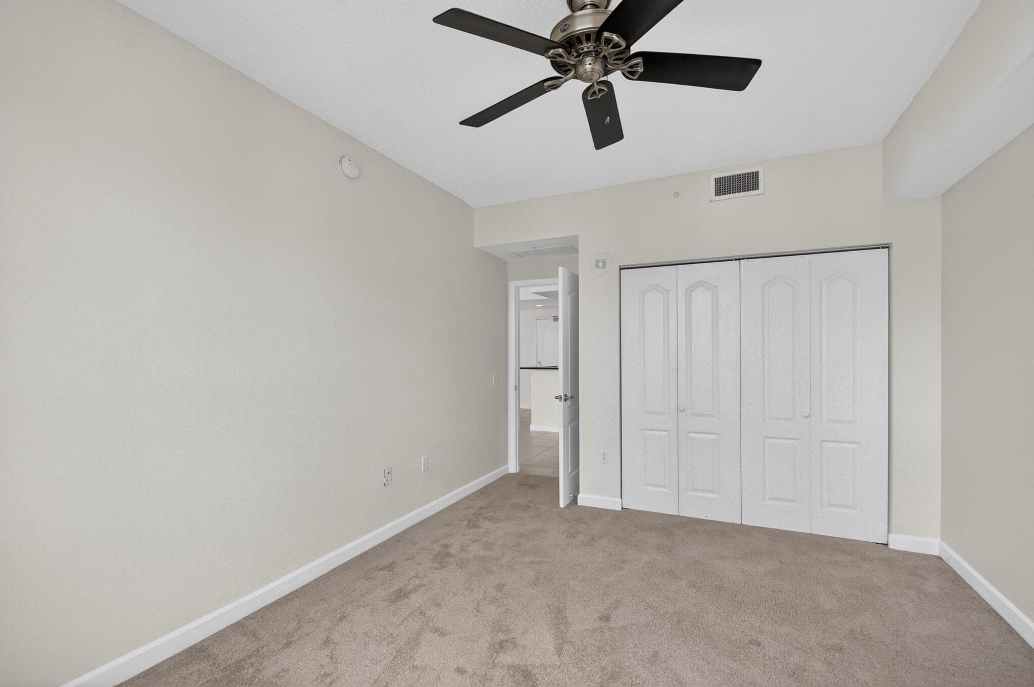 410 Evernia Street 630, West Palm Beach, FL 33401 — photo 31 of 57
