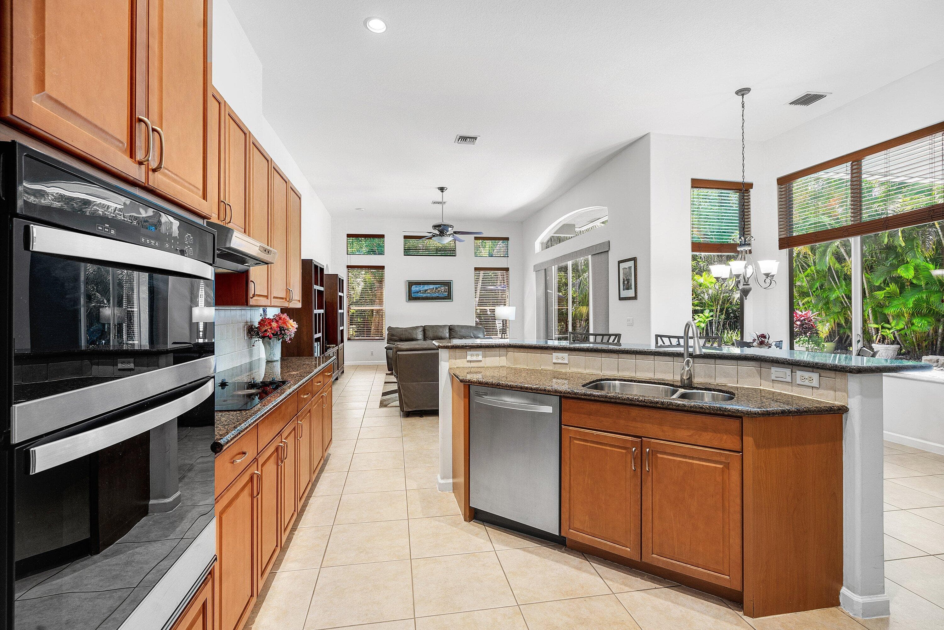 4972 Forest Dale Drive, Lake Worth, FL 33449 — photo 8 of 31