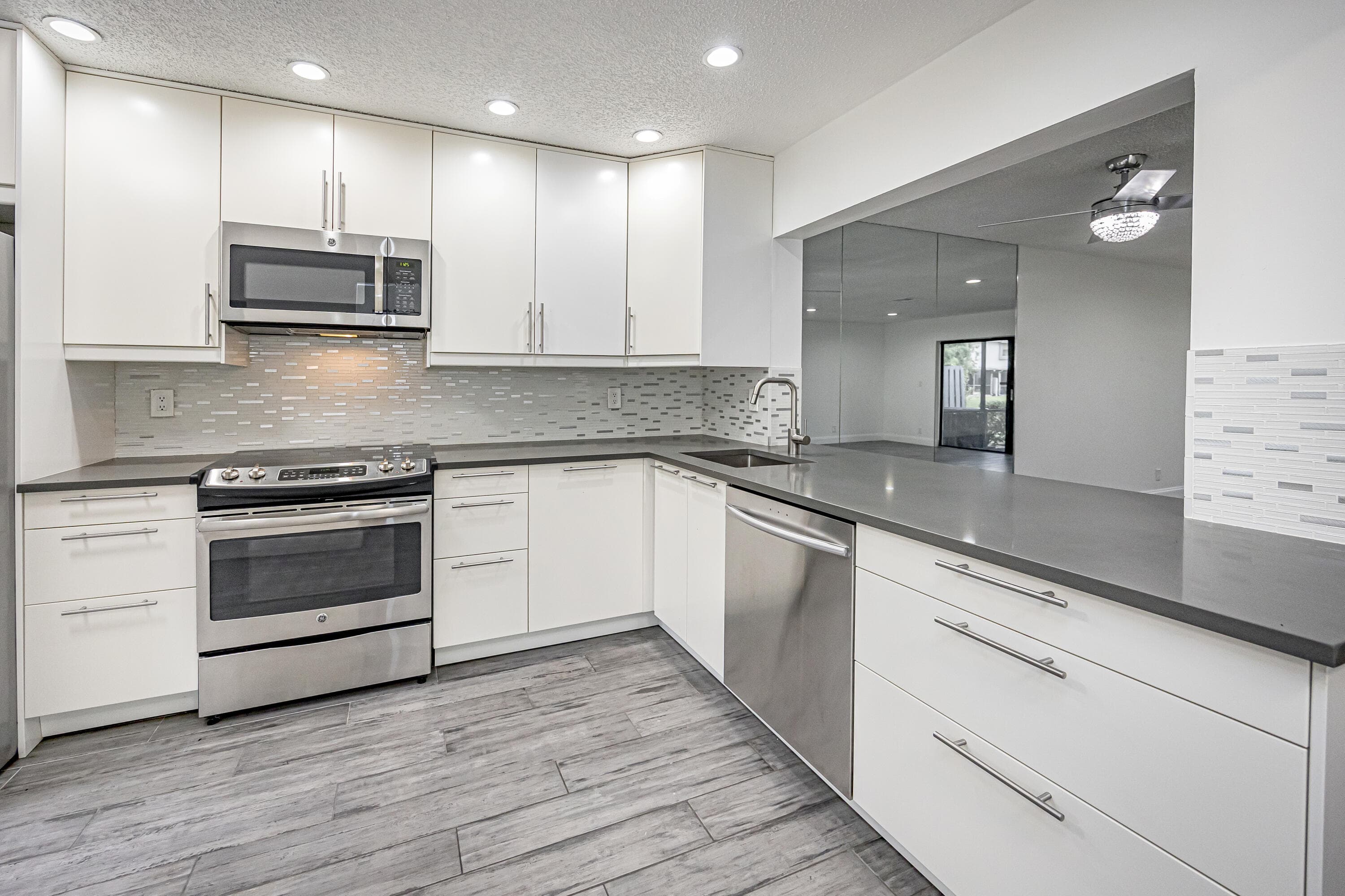 3335 Carambola Circle S, Coconut Creek, FL 33066 — photo 5 of 53