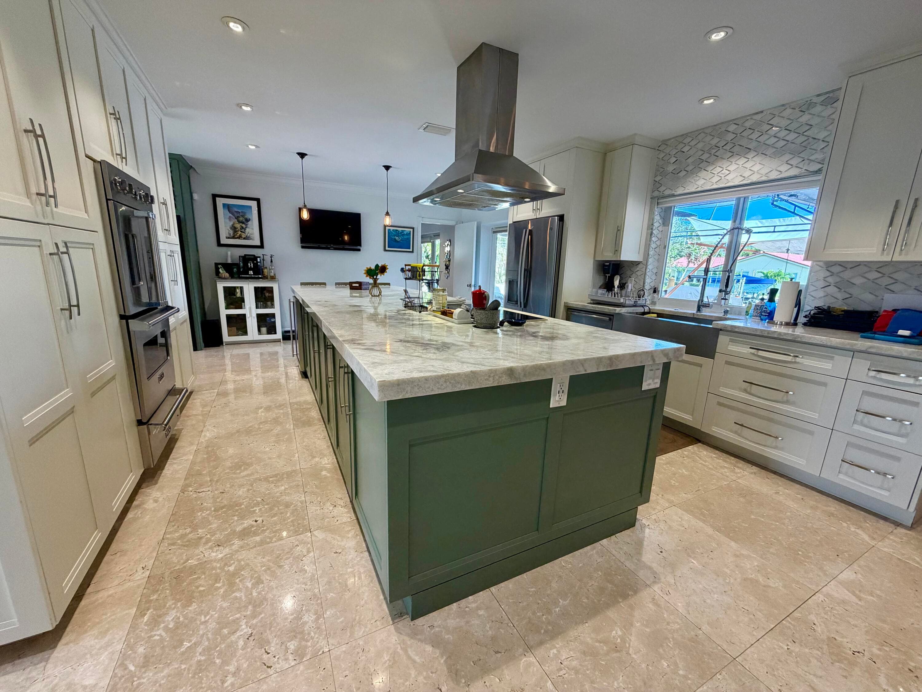 712 Forsyth Street, Boca Raton, FL 33487 — photo 7 of 64