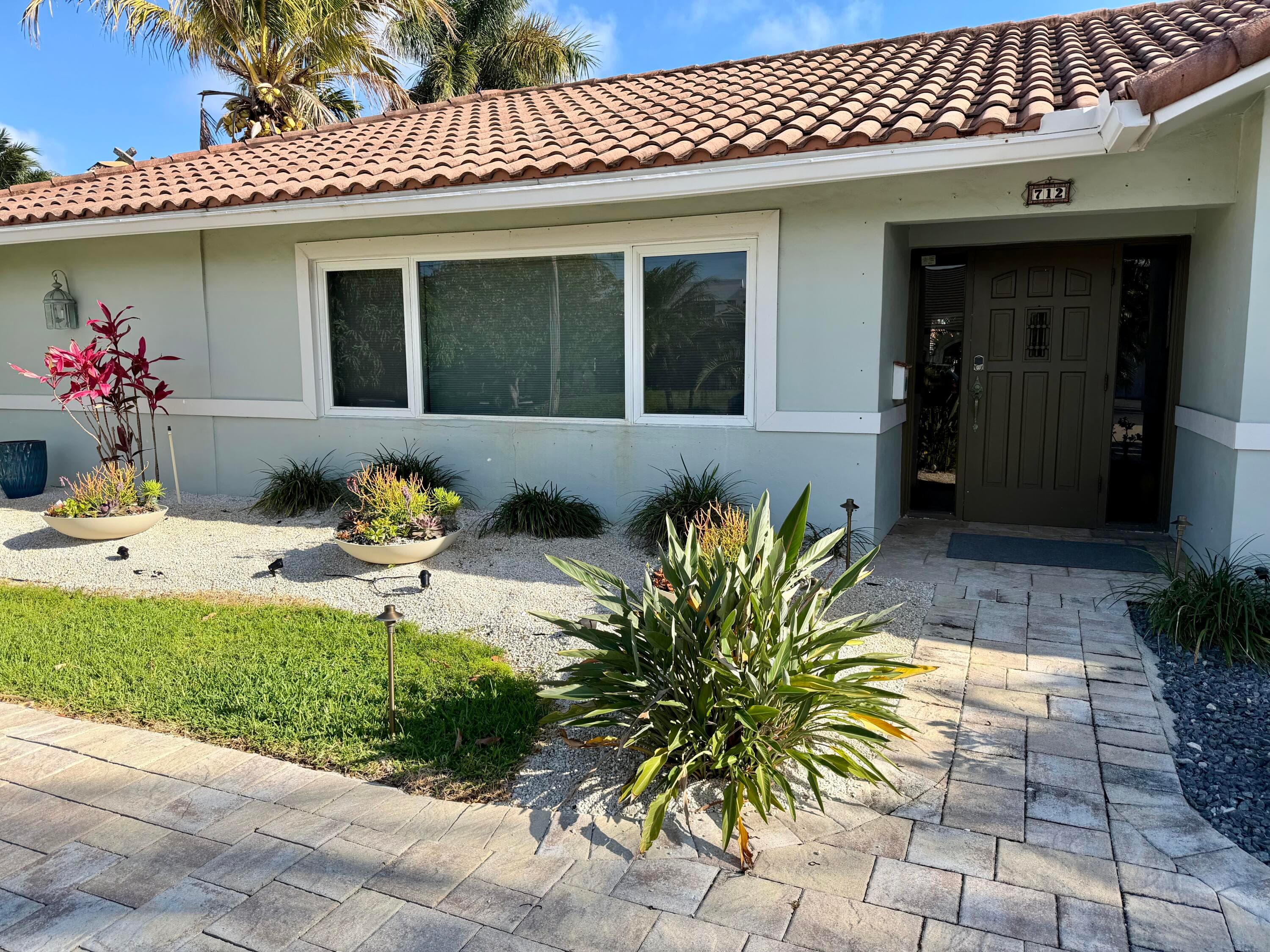 712 Forsyth Street, Boca Raton, FL 33487 — photo 2 of 64
