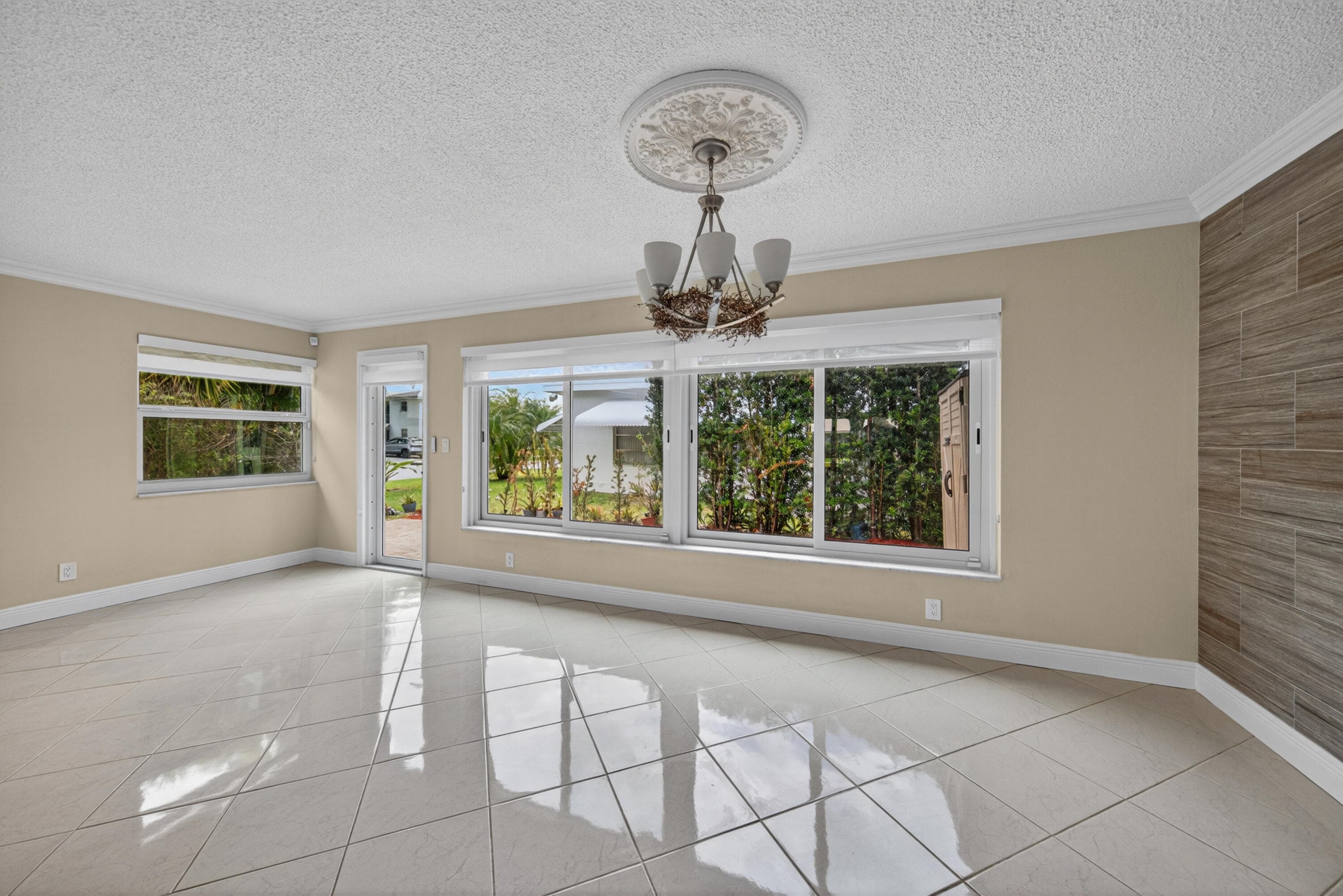 391 Leisure Boulevard, Pompano Beach, FL 33064 — photo 14 of 76