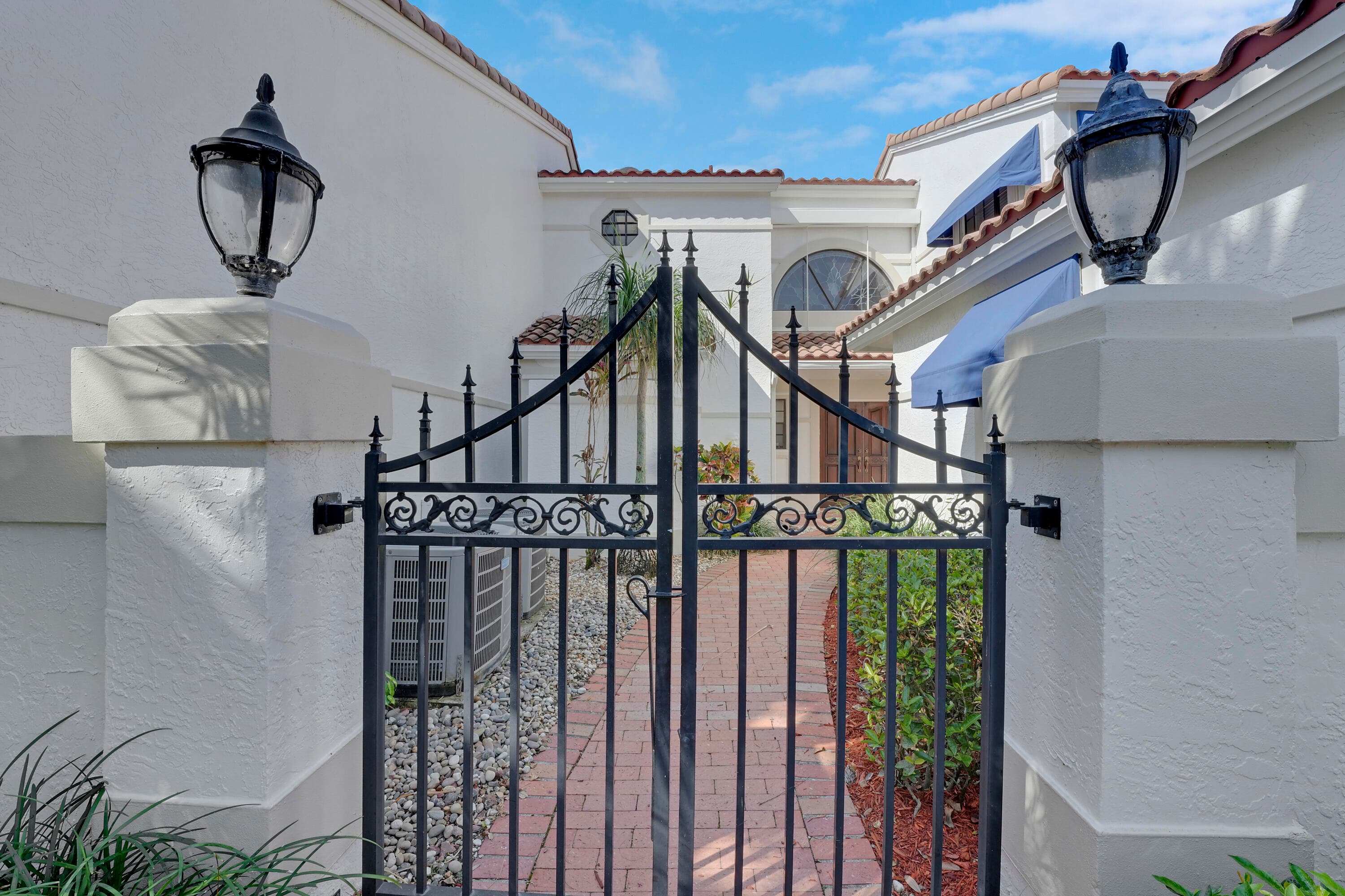 22508 Caravelle Circle 22508, Boca Raton, FL 33433 — photo 4 of 46