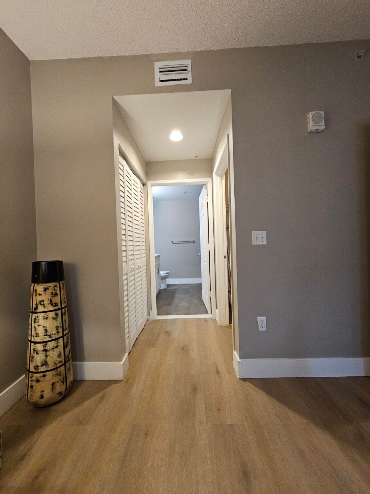 780 S Sapodilla Avenue 105, West Palm Beach, FL 33401 — photo 13 of 25