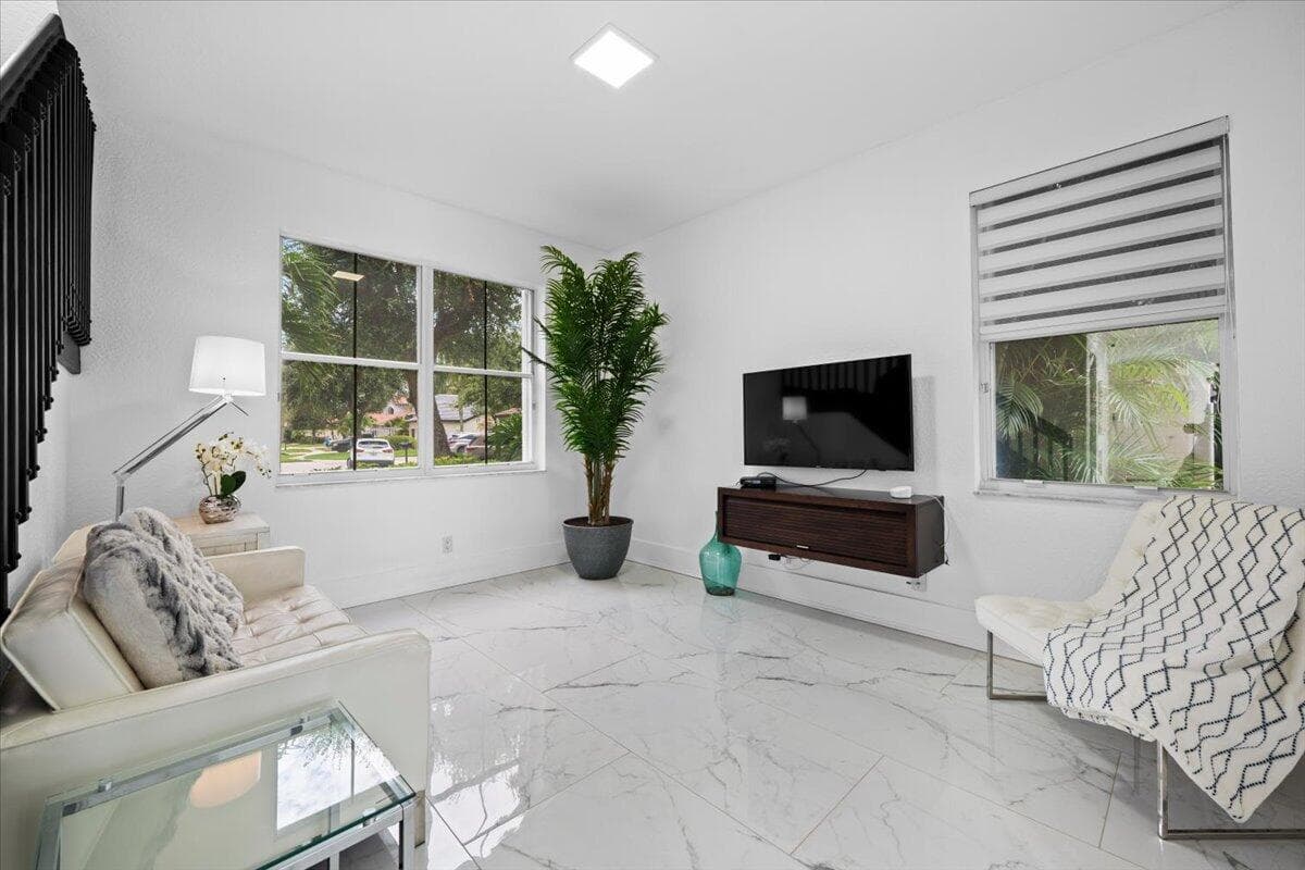 6445 Kirsten Way, Lake Worth, FL 33467 — photo 14 of 52