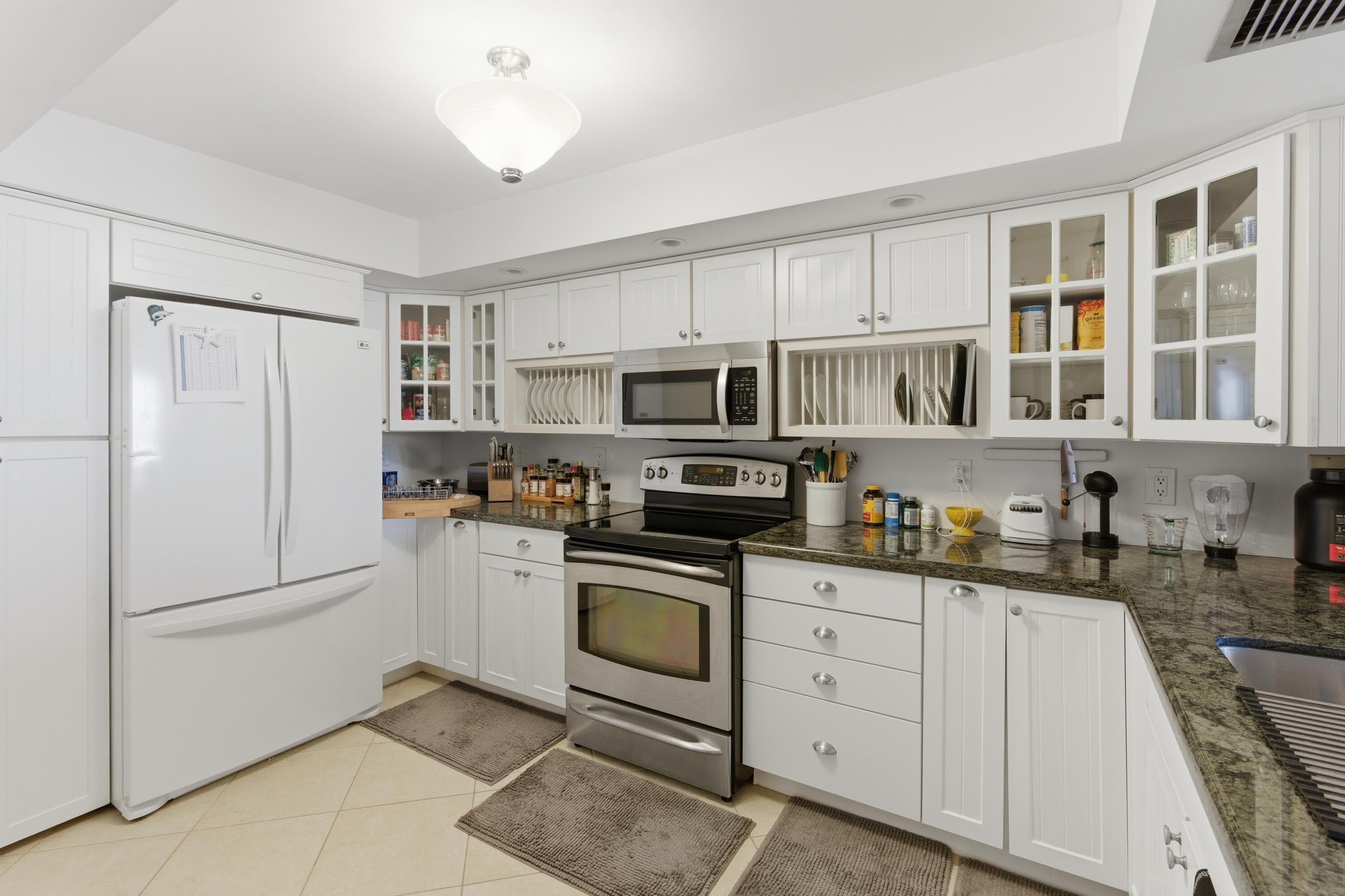 3581 S Ocean Boulevard Apt 4e, South Palm Beach, FL 33480 — photo 15 of 62