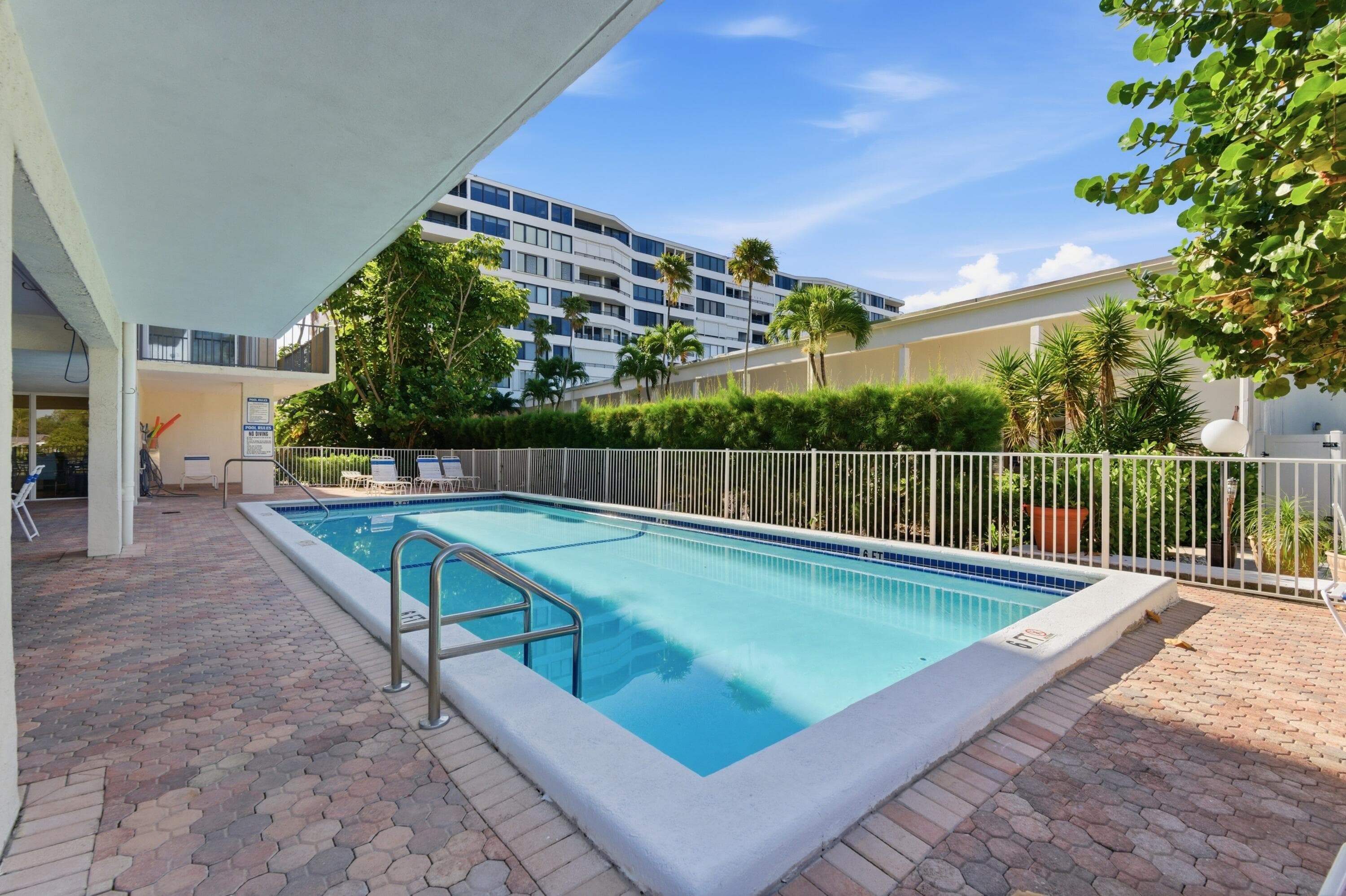 3581 S Ocean Boulevard Apt 4e, South Palm Beach, FL 33480 — photo 39 of 62