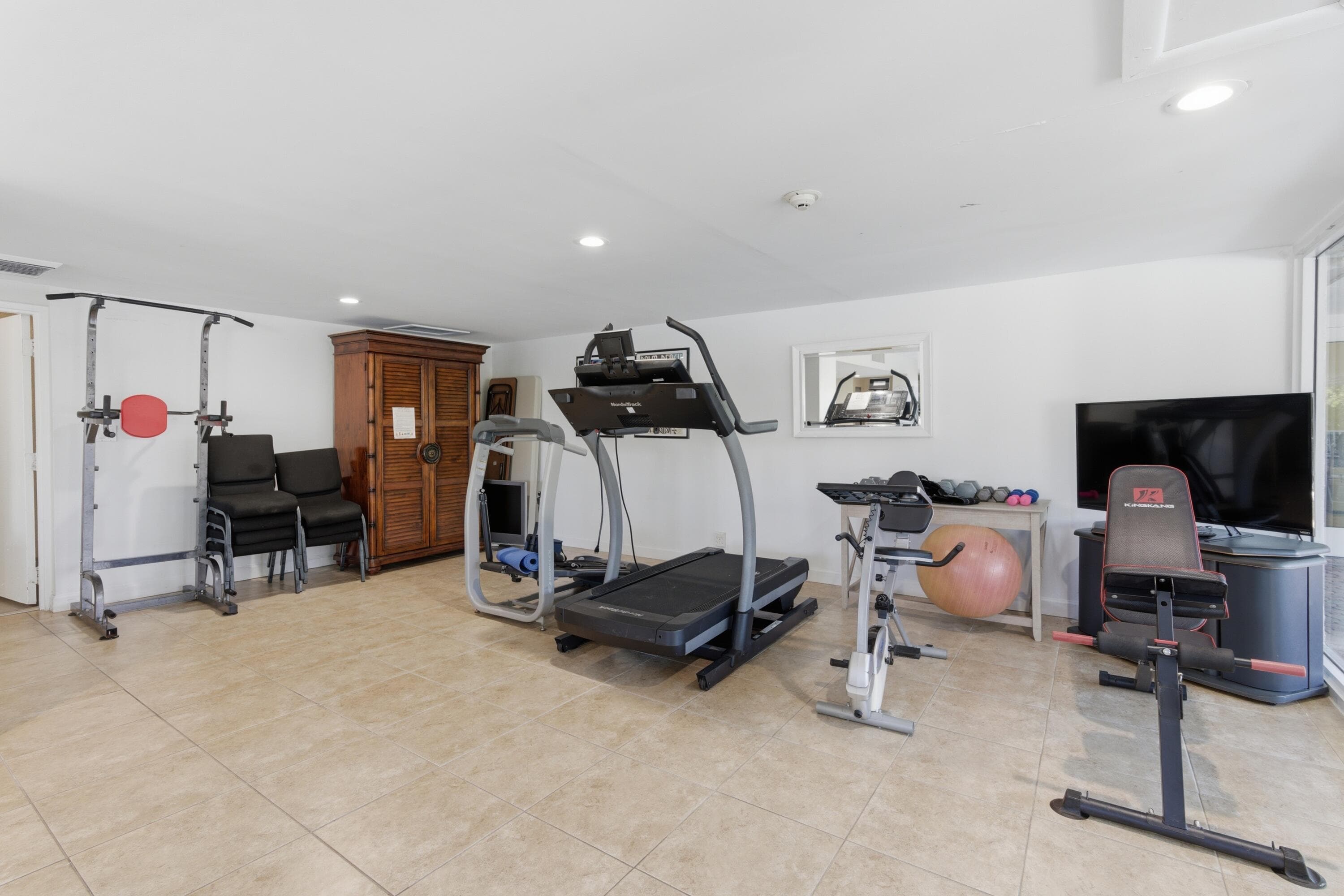 3581 S Ocean Boulevard Apt 4e, South Palm Beach, FL 33480 — photo 3 of 62