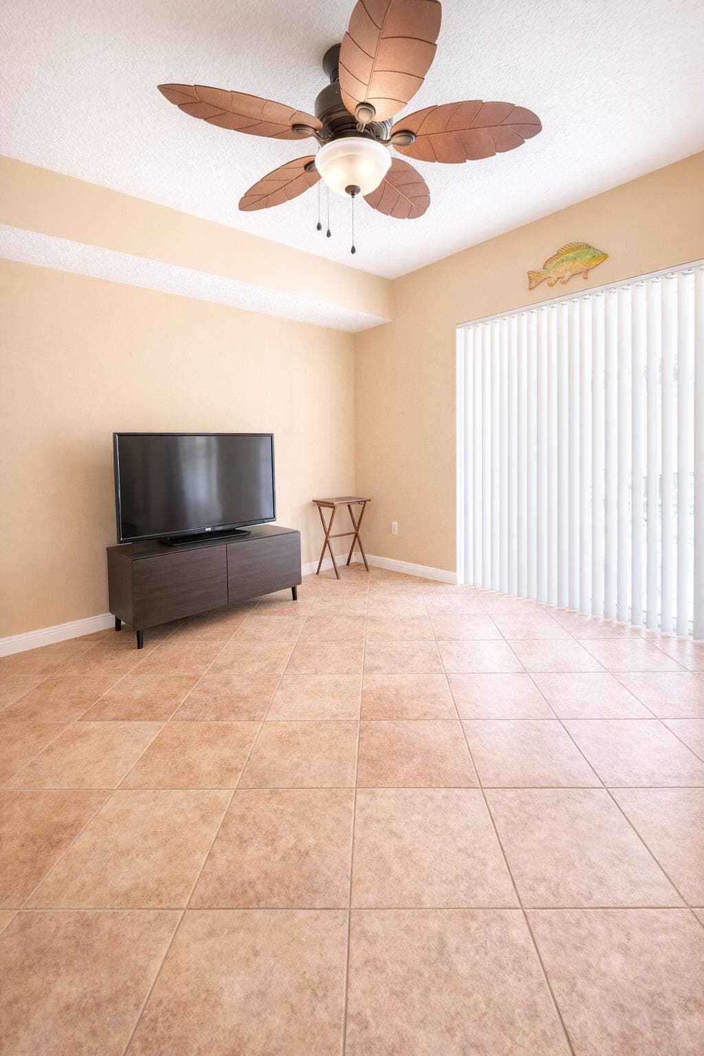 2210 22nd Lane, Palm Beach Gardens, FL 33418 — photo 6 of 15