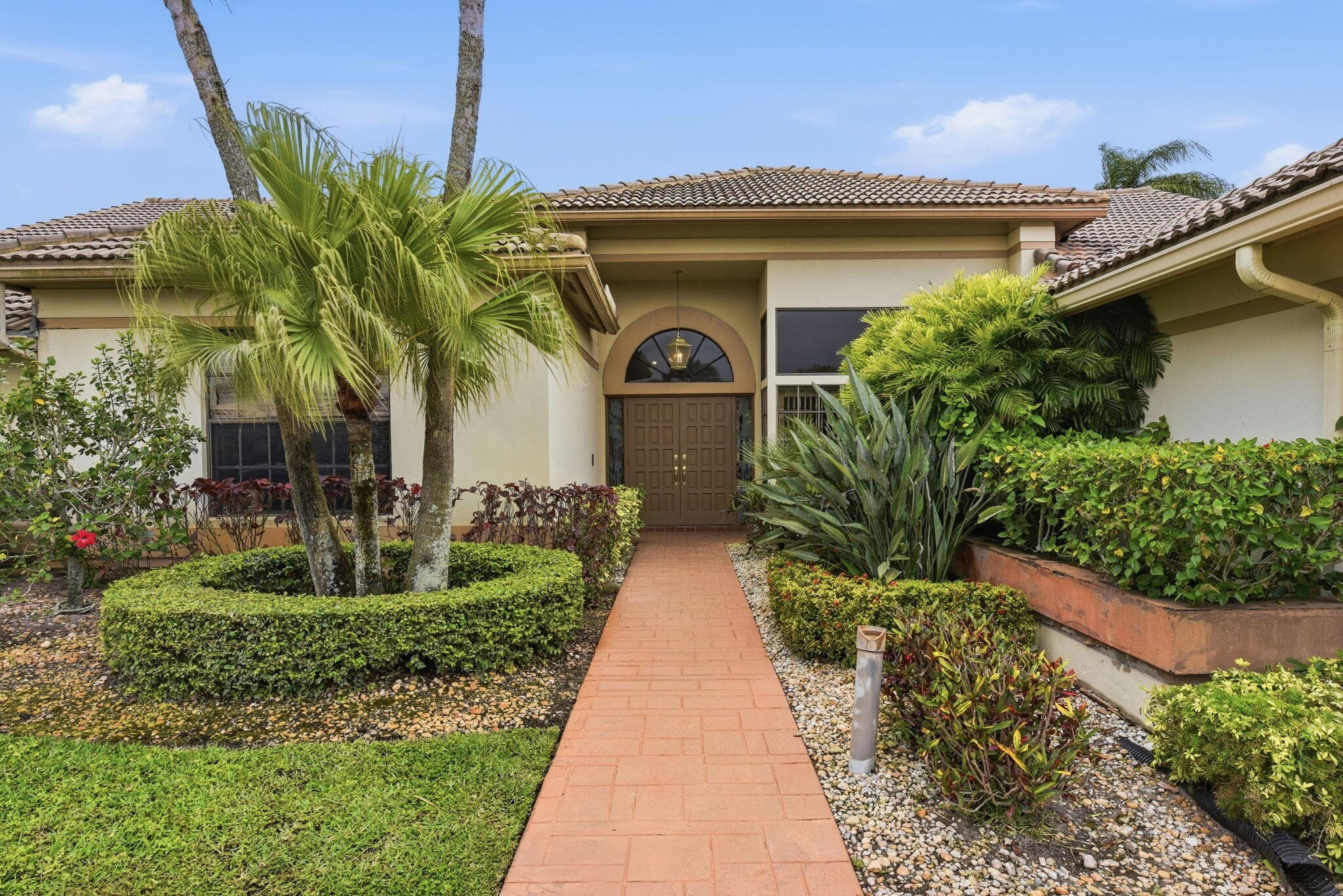10330 Silver Lake Drive, Boca Raton, FL 33428 — photo 4 of 54