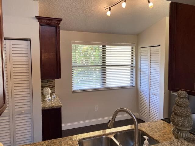 134 NW 98th Terrace, Plantation, FL 33324 — photo 4 of 17
