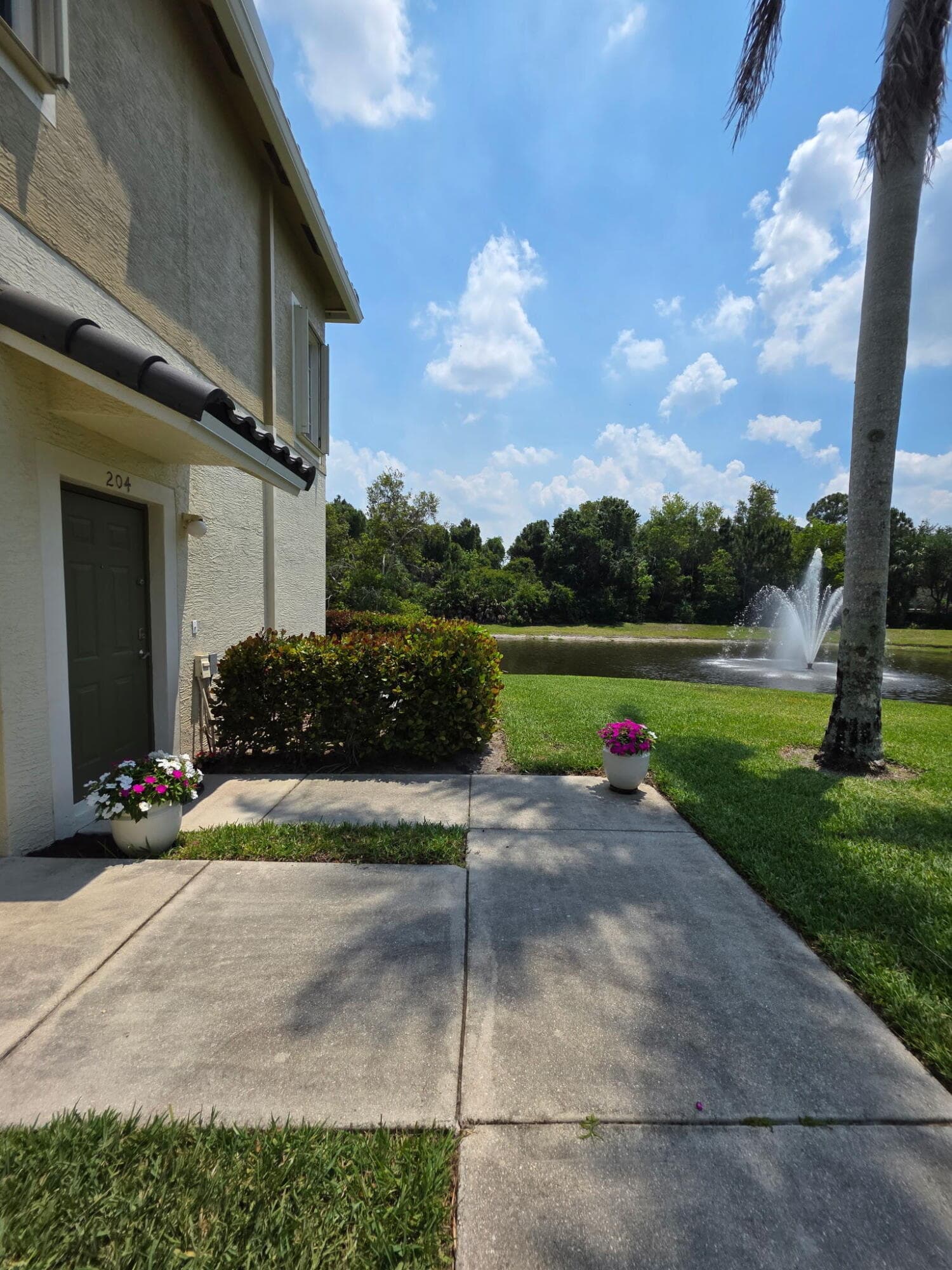 1560 SE Hampshire Way 204, Stuart, FL 34994 — photo 25 of 40