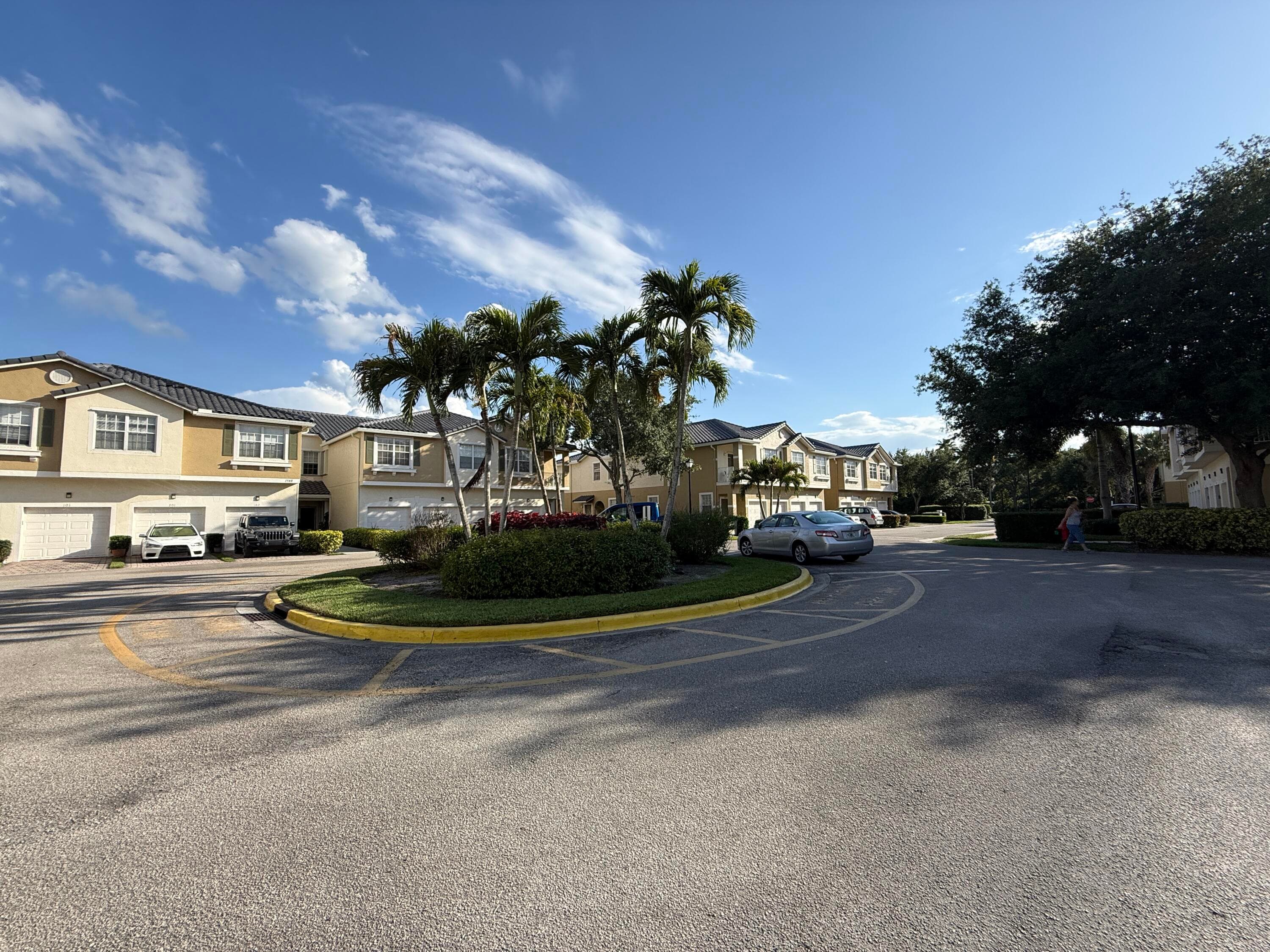1560 SE Hampshire Way 204, Stuart, FL 34994 — photo 31 of 40