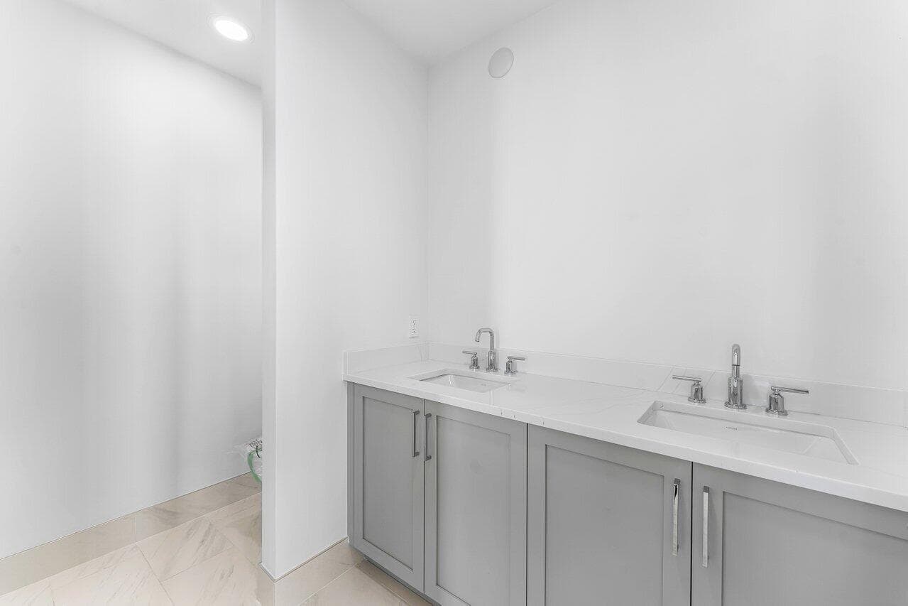 182 Lake Drive 5-101, Palm Beach Shores, FL 33404 — photo 19 of 54
