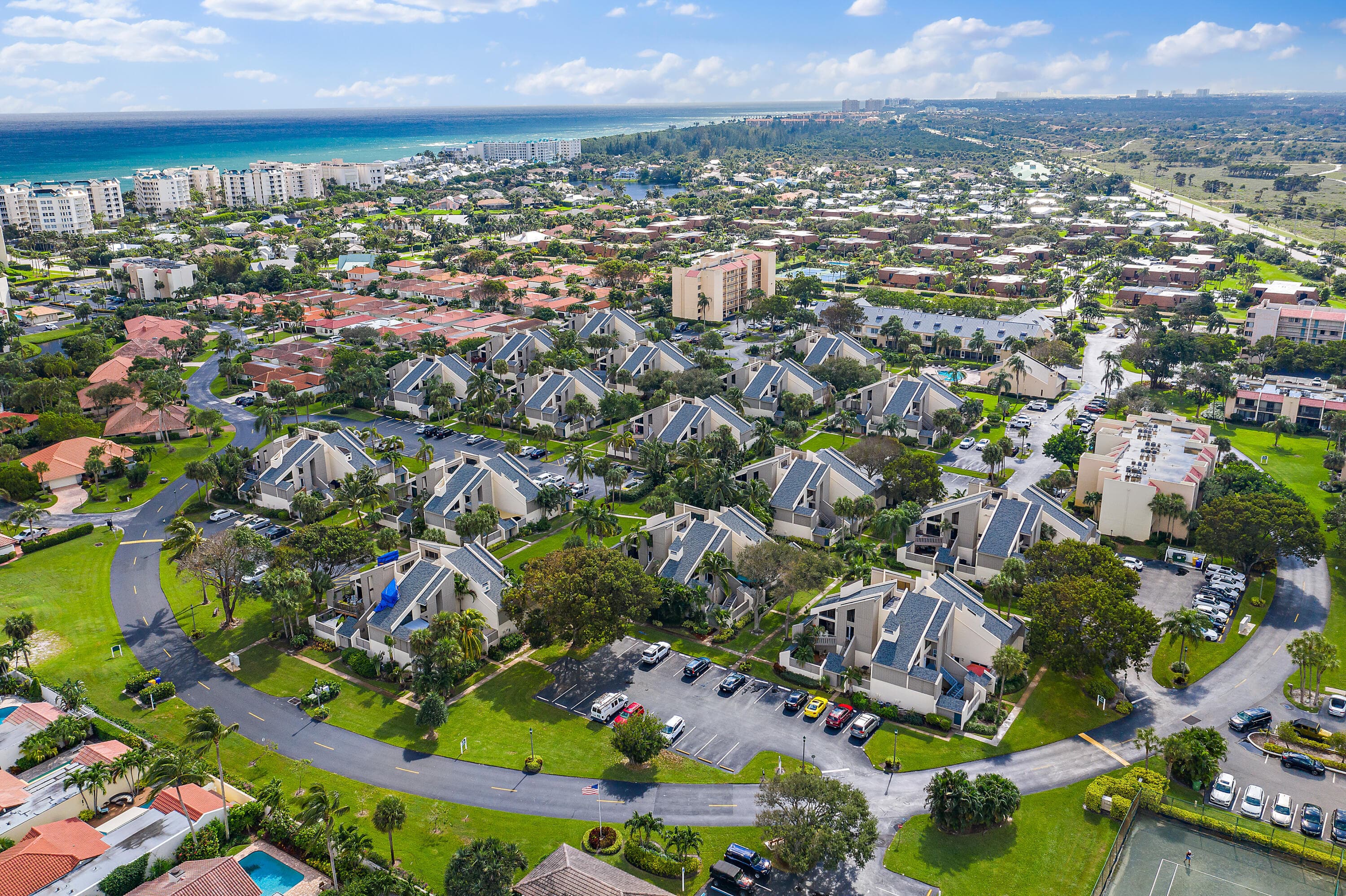 1605 Us-1 Sl6e, Jupiter, FL 33477 — photo