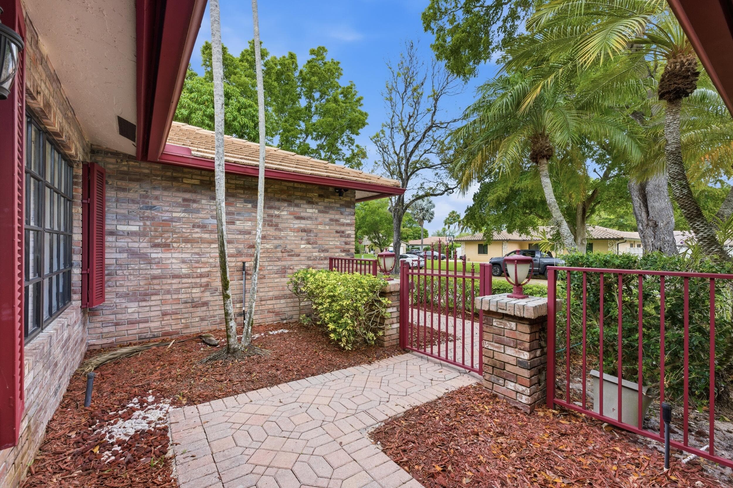 10740 NW 19th Street, Coral Springs, FL 33071 — photo 6 of 72