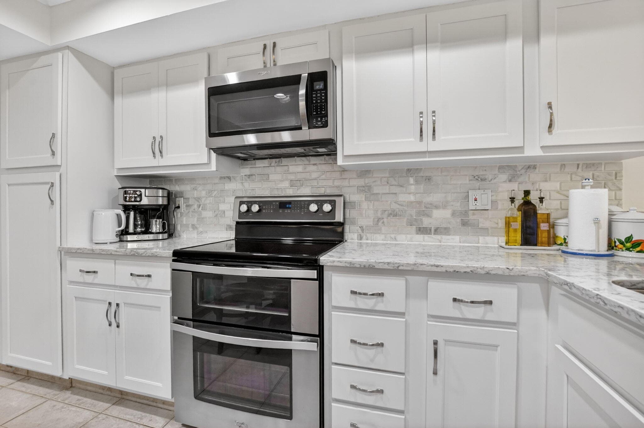 6062 Glendale Drive, Boca Raton, FL 33433 — photo 1 of 58