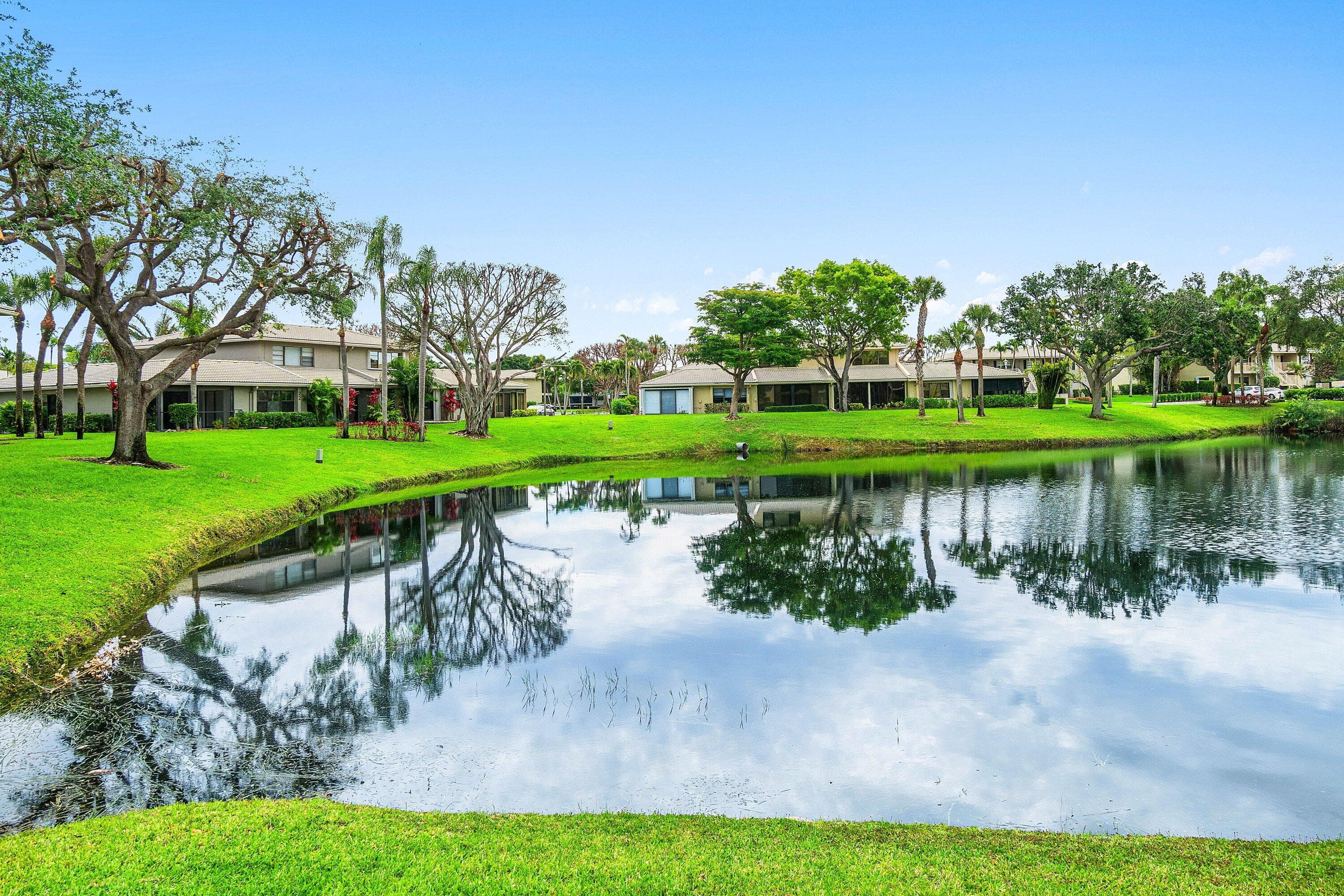 24 Stratford Drive E Unit E, Boynton Beach, FL 33436 — photo 25 of 50
