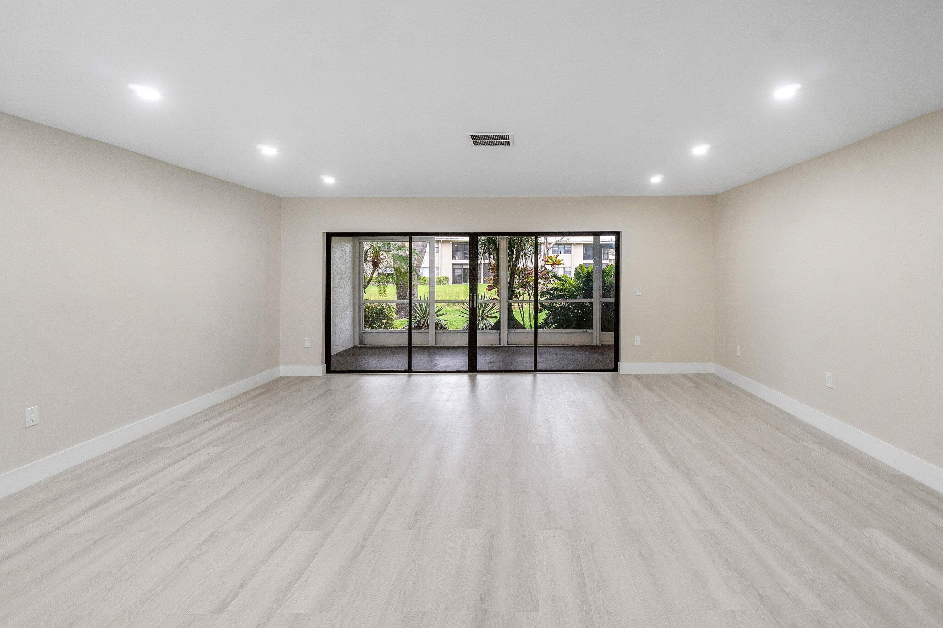 16 Stratford Drive E C, Boynton Beach, FL 33436 — photo 17 of 71