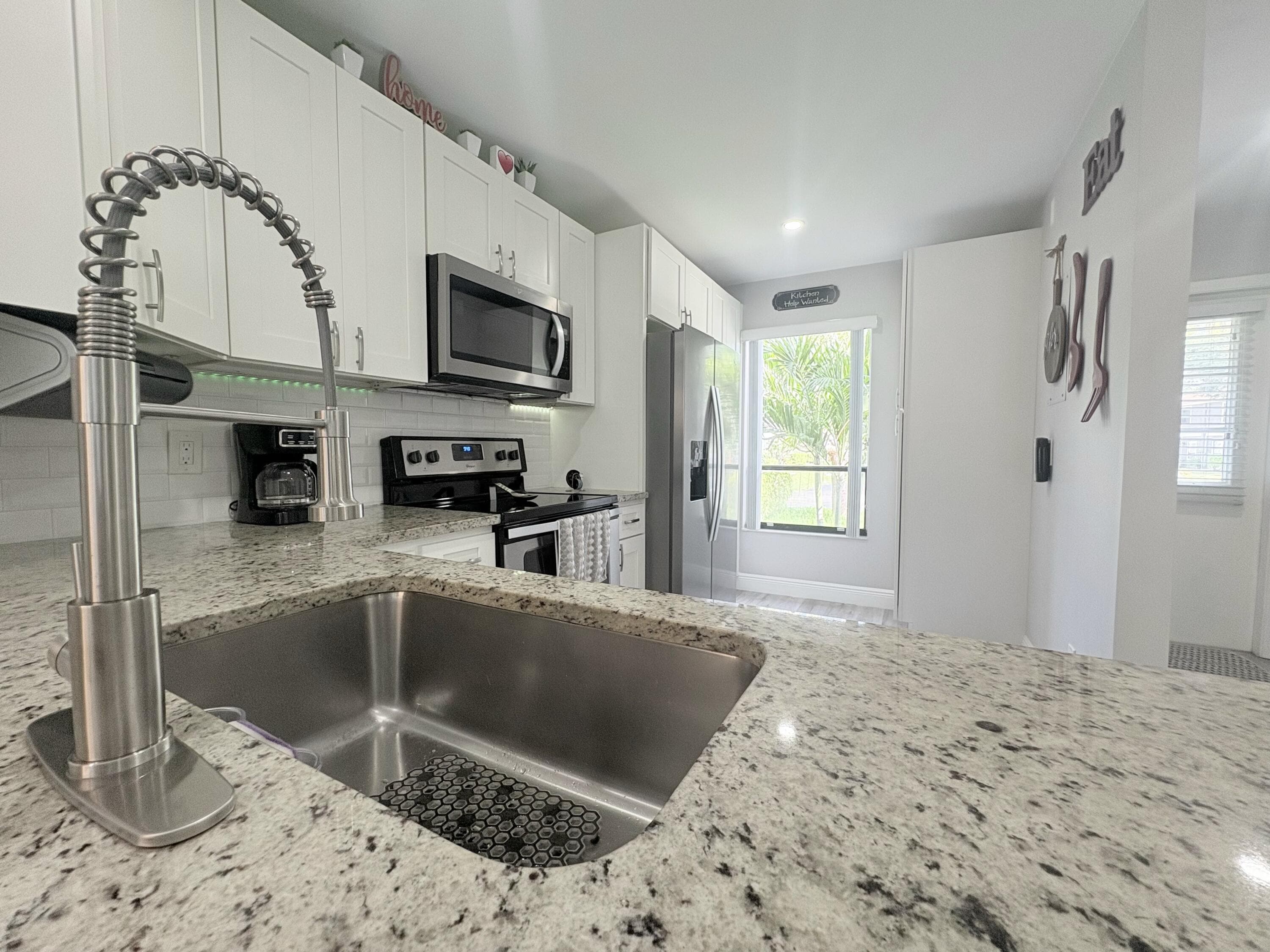 850 Hill Drive D, West Palm Beach, FL 33415 — photo 33 of 41