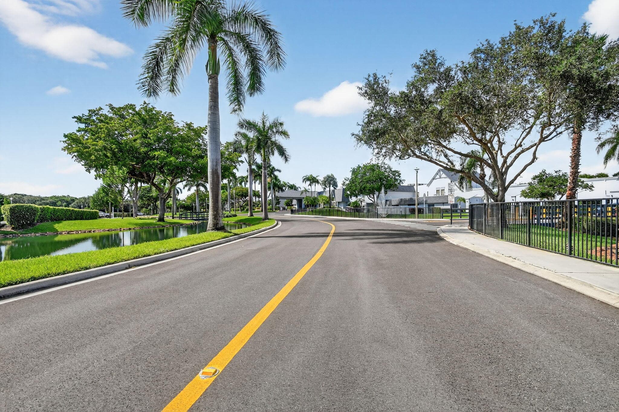 6866 Huntington Lane 707, Delray Beach, FL 33446 — photo 72 of 73