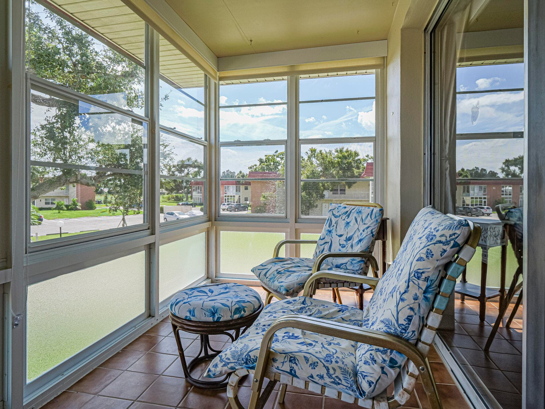 26 Pine Arbor Lane 201, Vero Beach, FL 32962 — photo 11 of 33