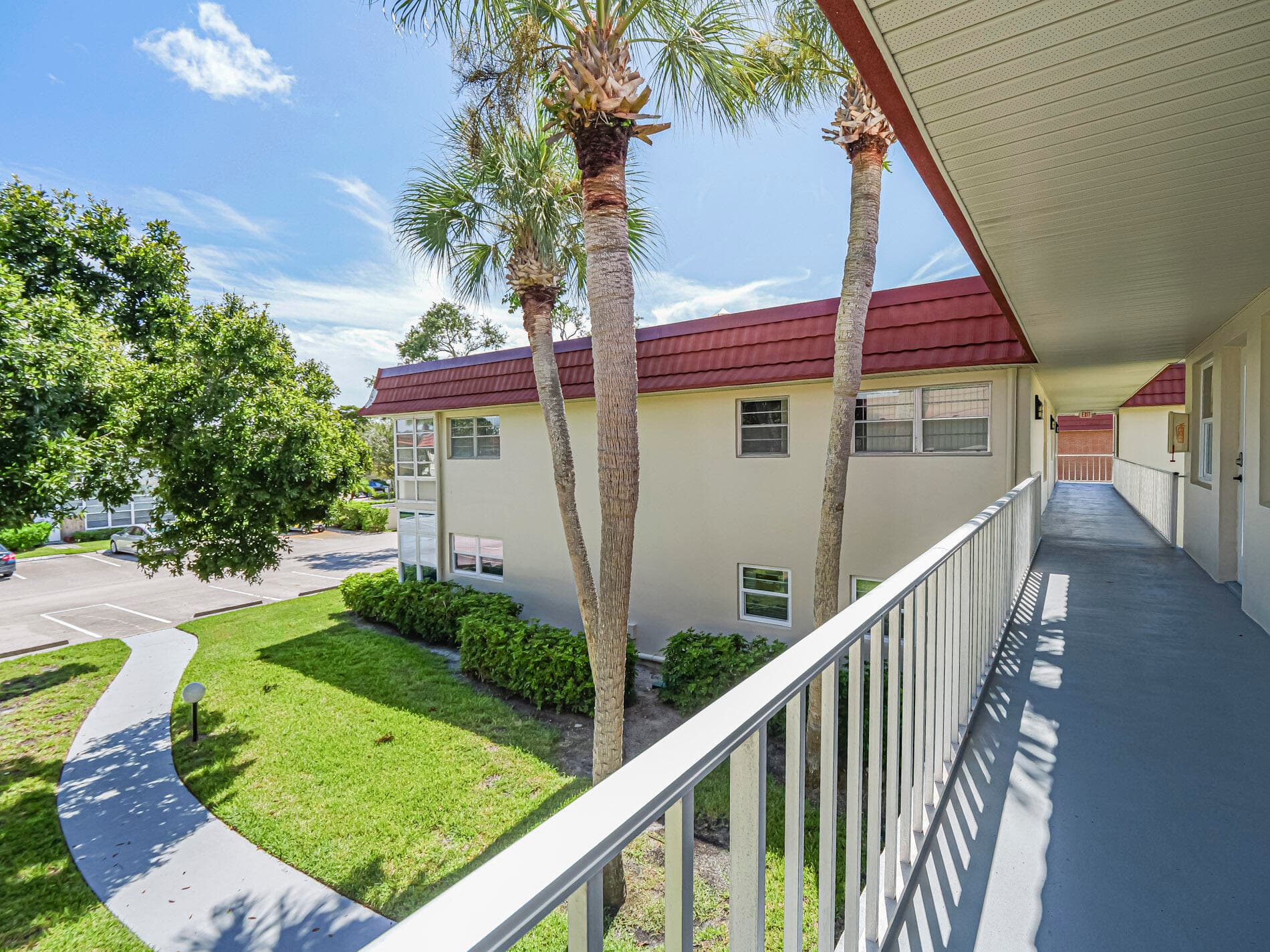 26 Pine Arbor Lane 201, Vero Beach, FL 32962 — photo 13 of 33