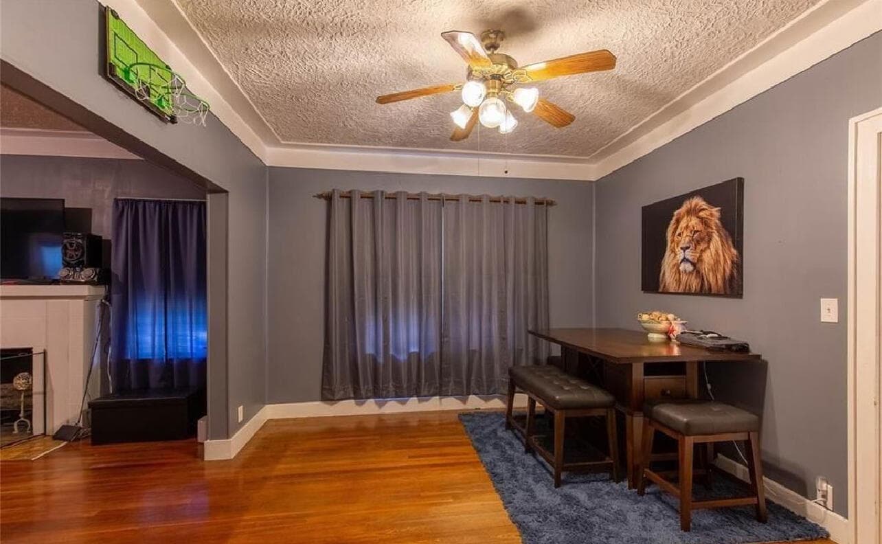 827 N A Street E, Lake Worth Beach, FL 33460 — photo 5 of 10