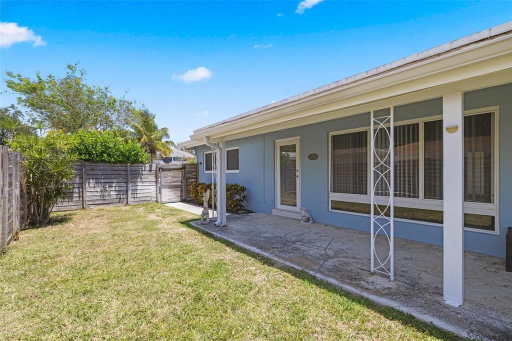 1712 NE 25th Street, Wilton Manors, FL 33305 — photo 18 of 19