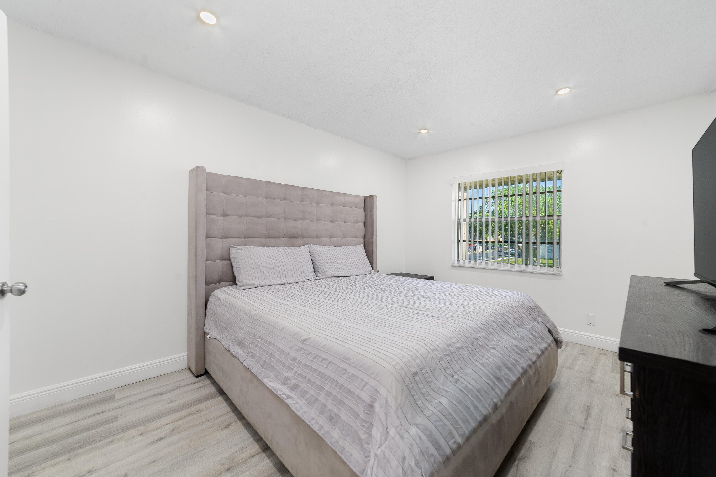 2710 Riverside Drive 201a, Coral Springs, FL 33065 — photo 11 of 23