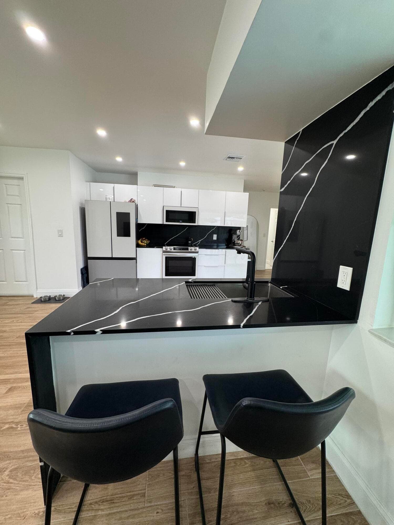 400 SW 9th Avenue, Boca Raton, FL 33486 — photo 11 of 37