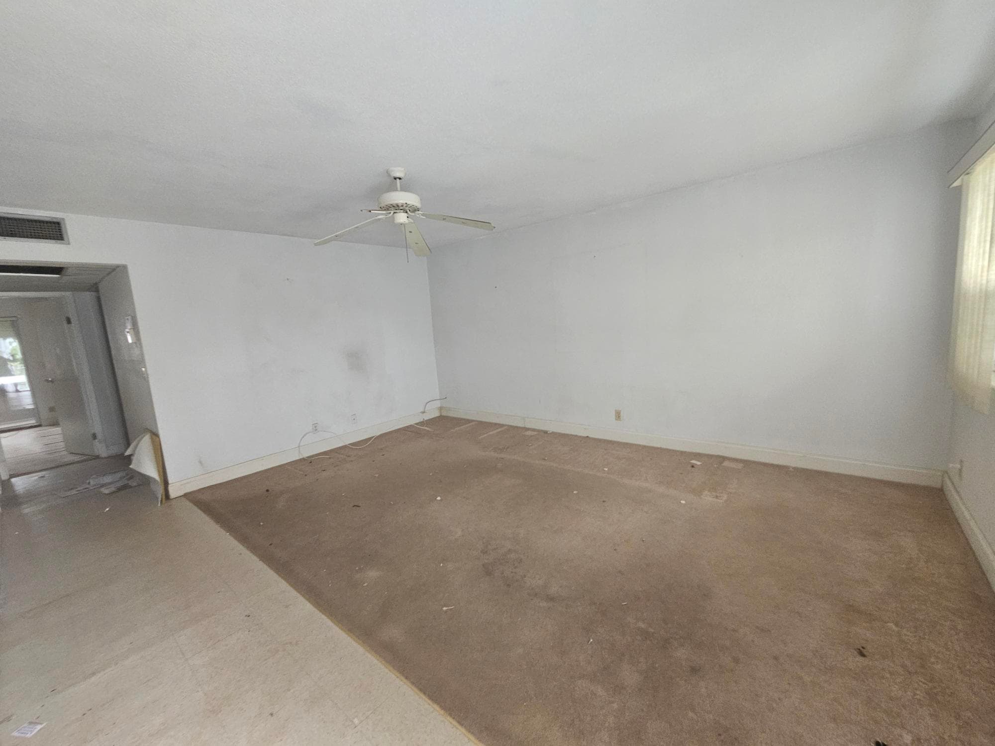 281 Flanders 281, Delray Beach, FL 33484 — photo 2 of 10