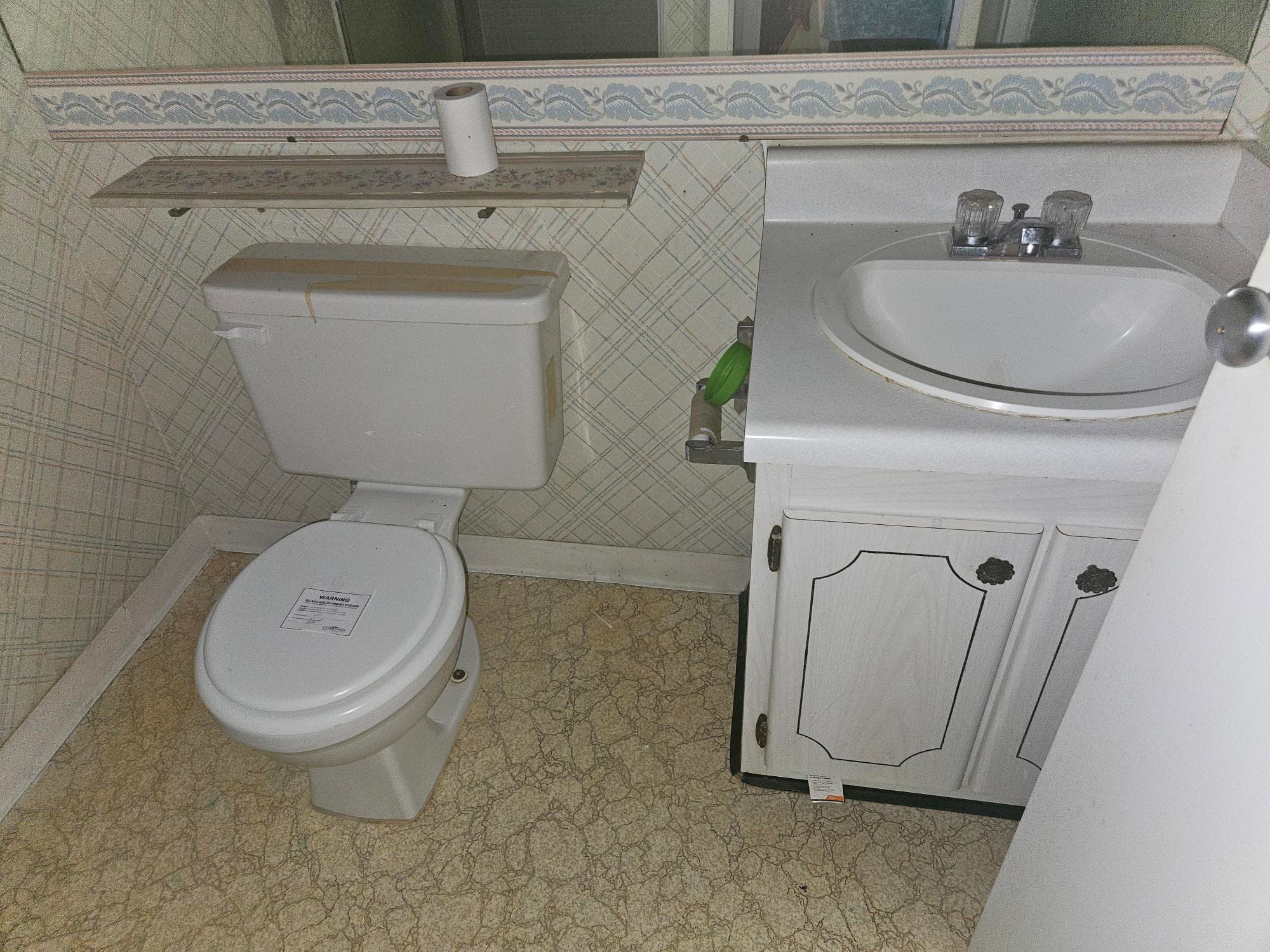 281 Flanders 281, Delray Beach, FL 33484 — photo 7 of 10