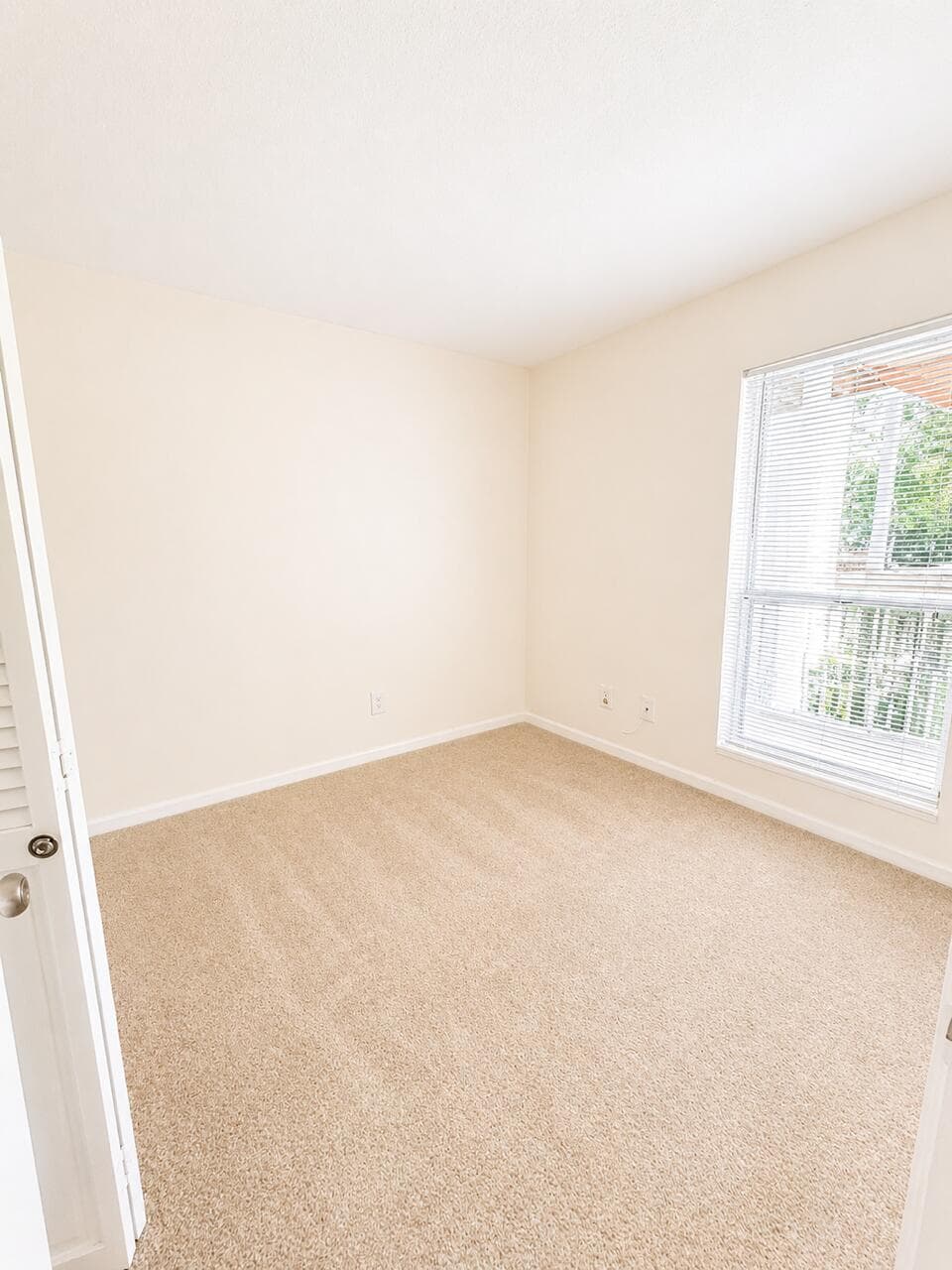 183 Cypress Point Drive, Palm Beach Gardens, FL 33418 — photo 7 of 12