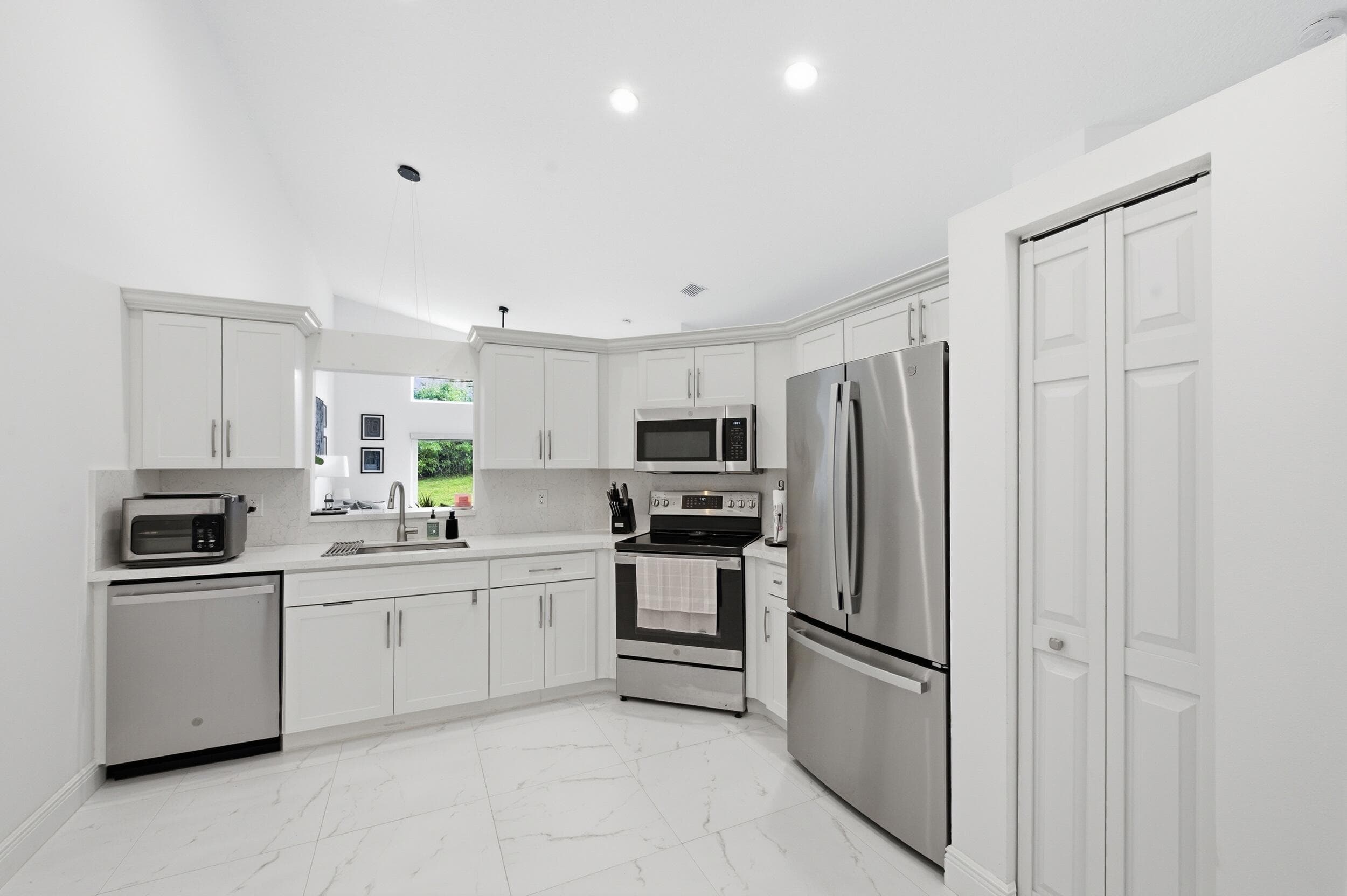 6581 Marissa Circle, Lake Worth, FL 33467 — photo 19 of 53
