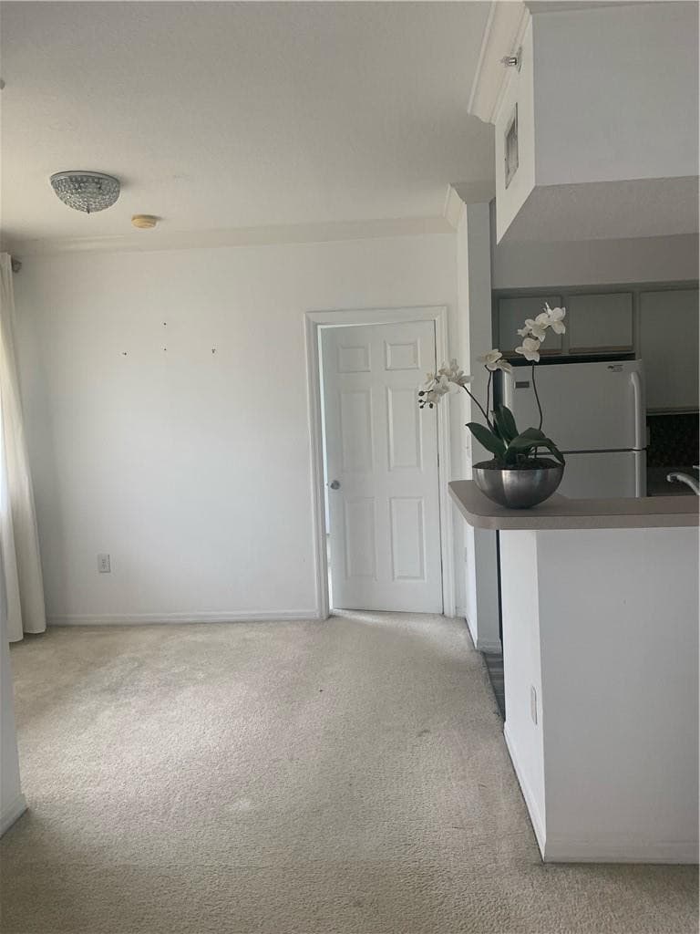 131 SW 117th Avenue 8304, Pembroke Pines, FL 33025 — photo 4 of 15