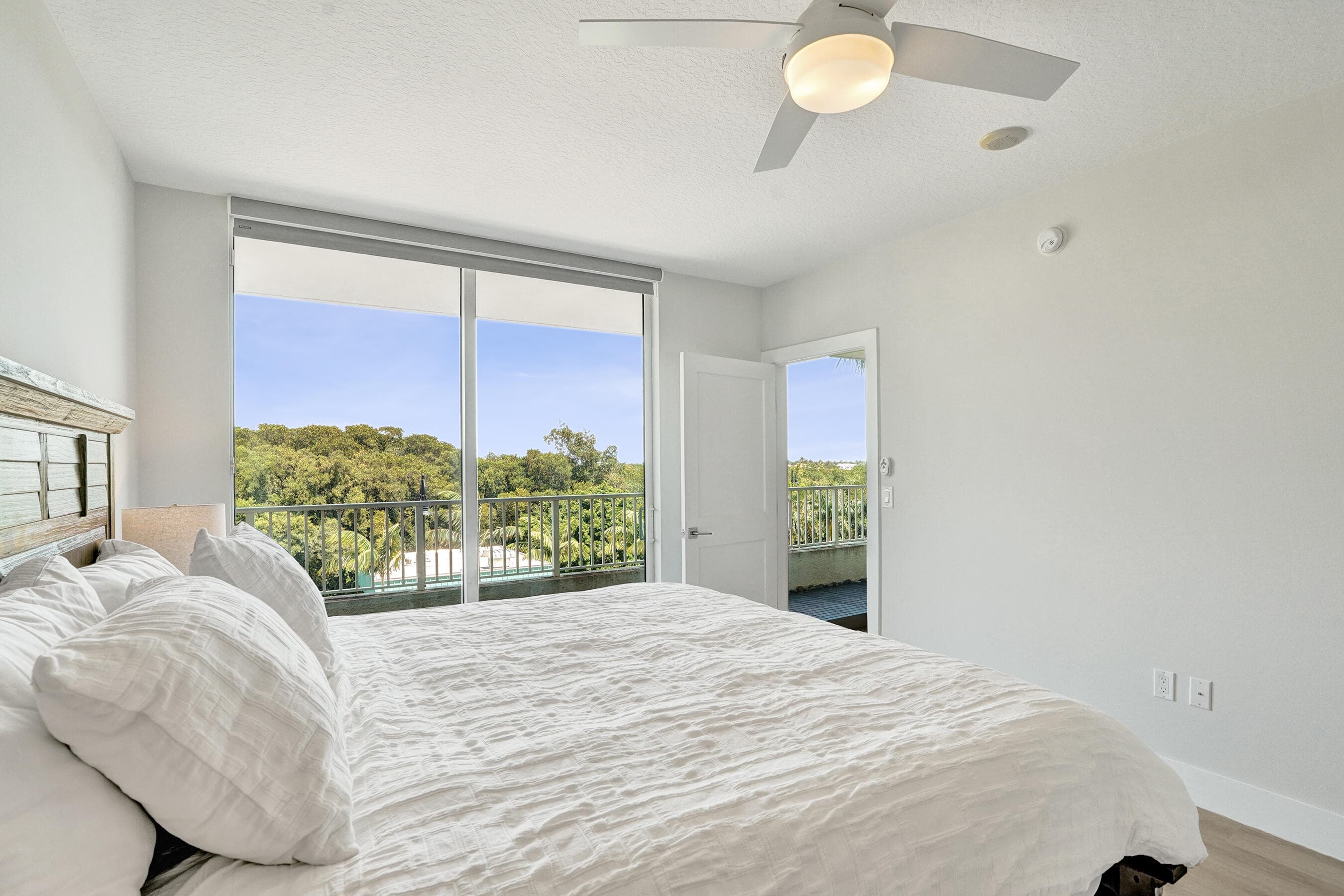 700 E Boynton Beach Boulevard 406, Boynton Beach, FL 33435 — photo 15 of 49