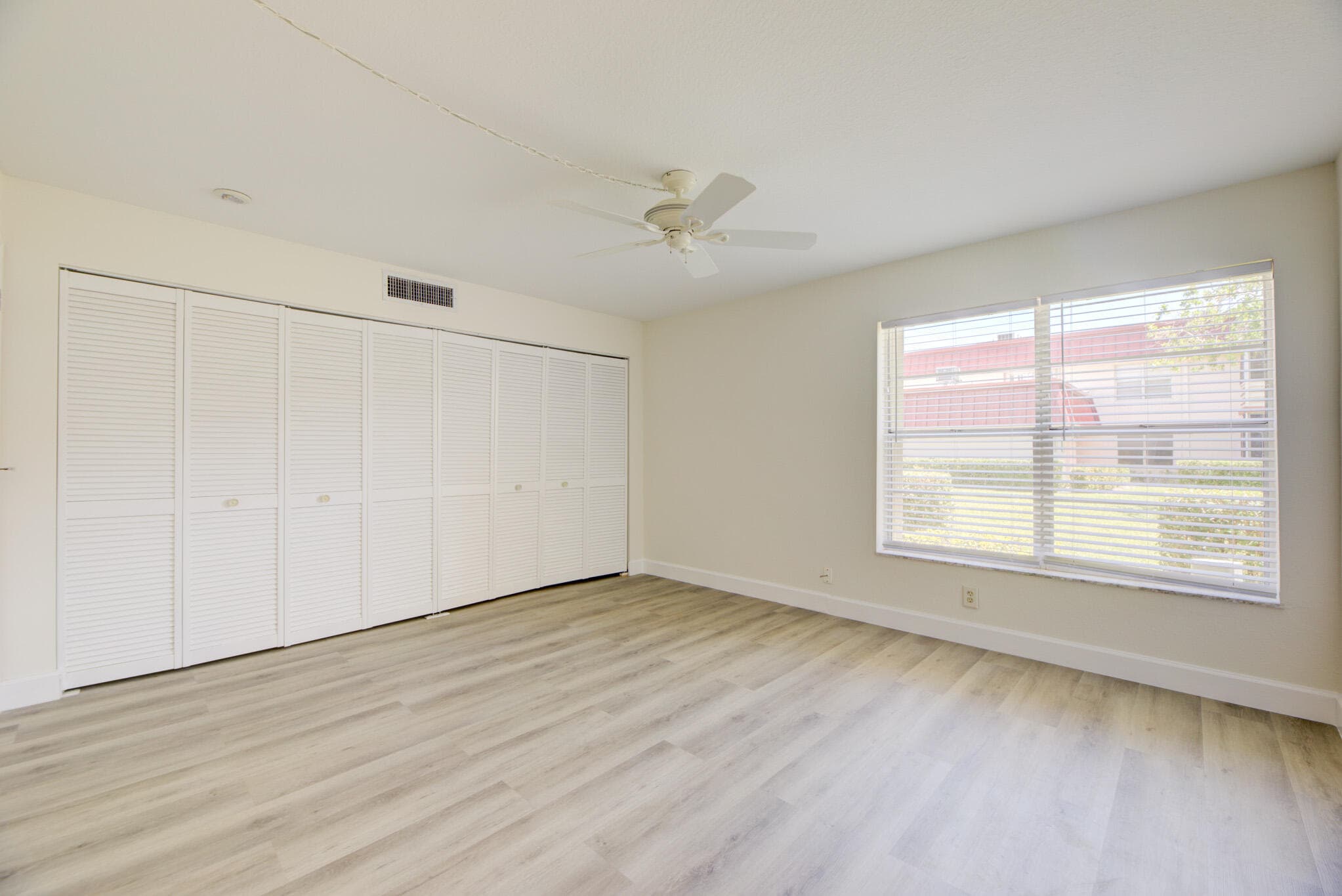 12016 S Greenway Cir Circle S 105, Royal Palm Beach, FL 33411 — photo 17 of 37