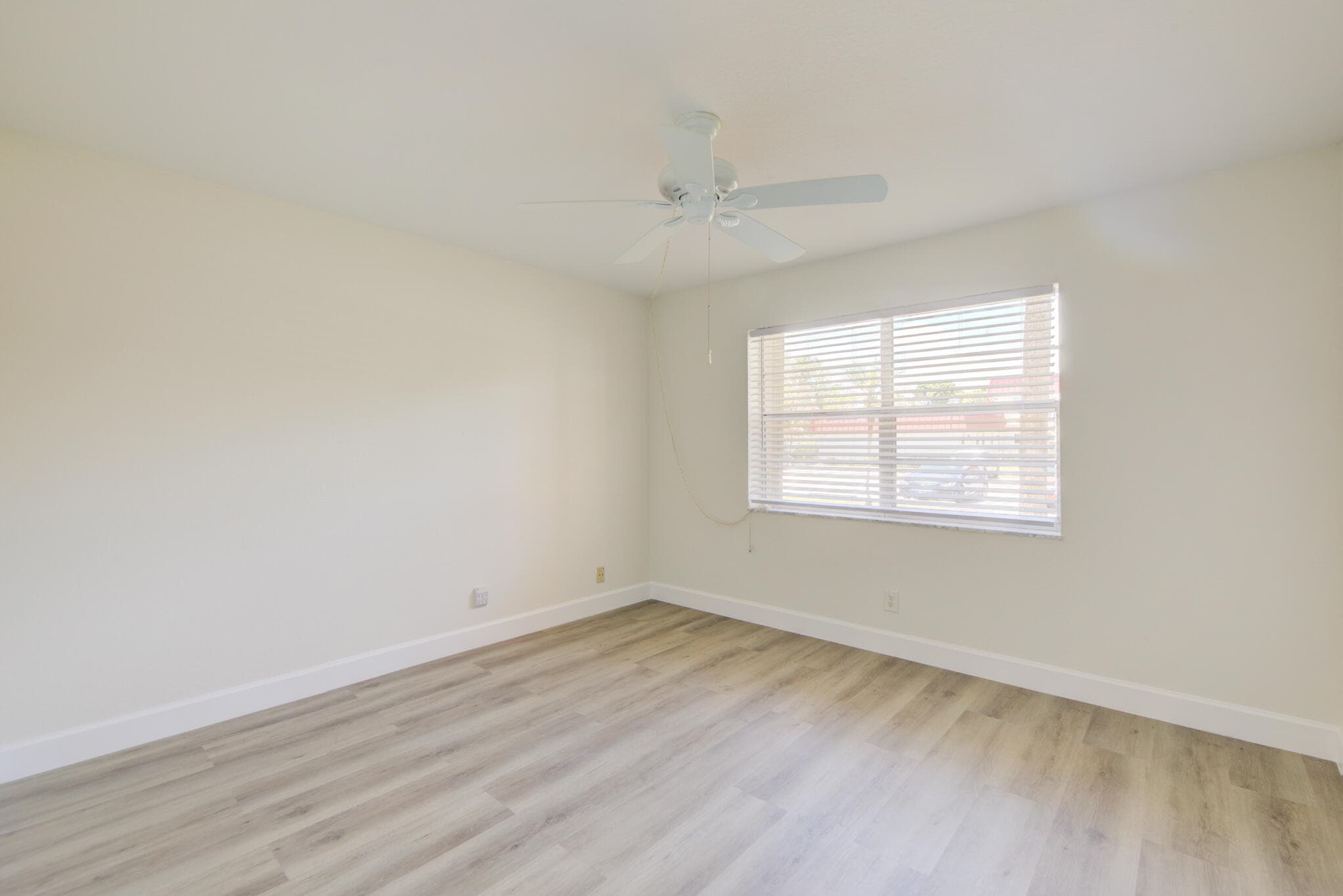 12016 S Greenway Cir Circle S 105, Royal Palm Beach, FL 33411 — photo 22 of 37
