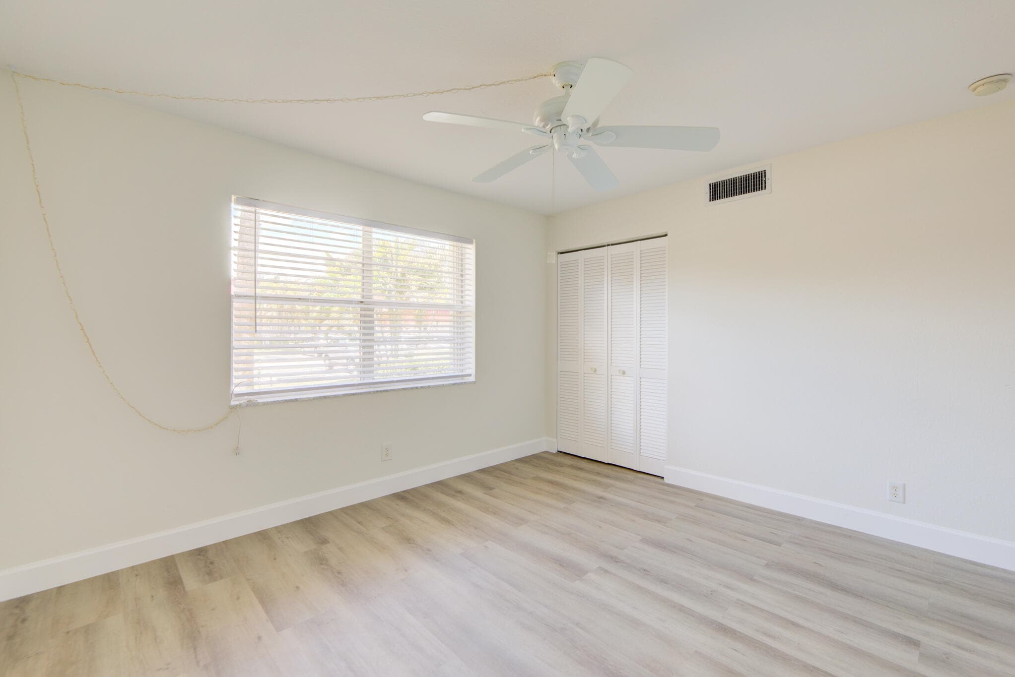 12016 S Greenway Cir Circle S 105, Royal Palm Beach, FL 33411 — photo 23 of 37