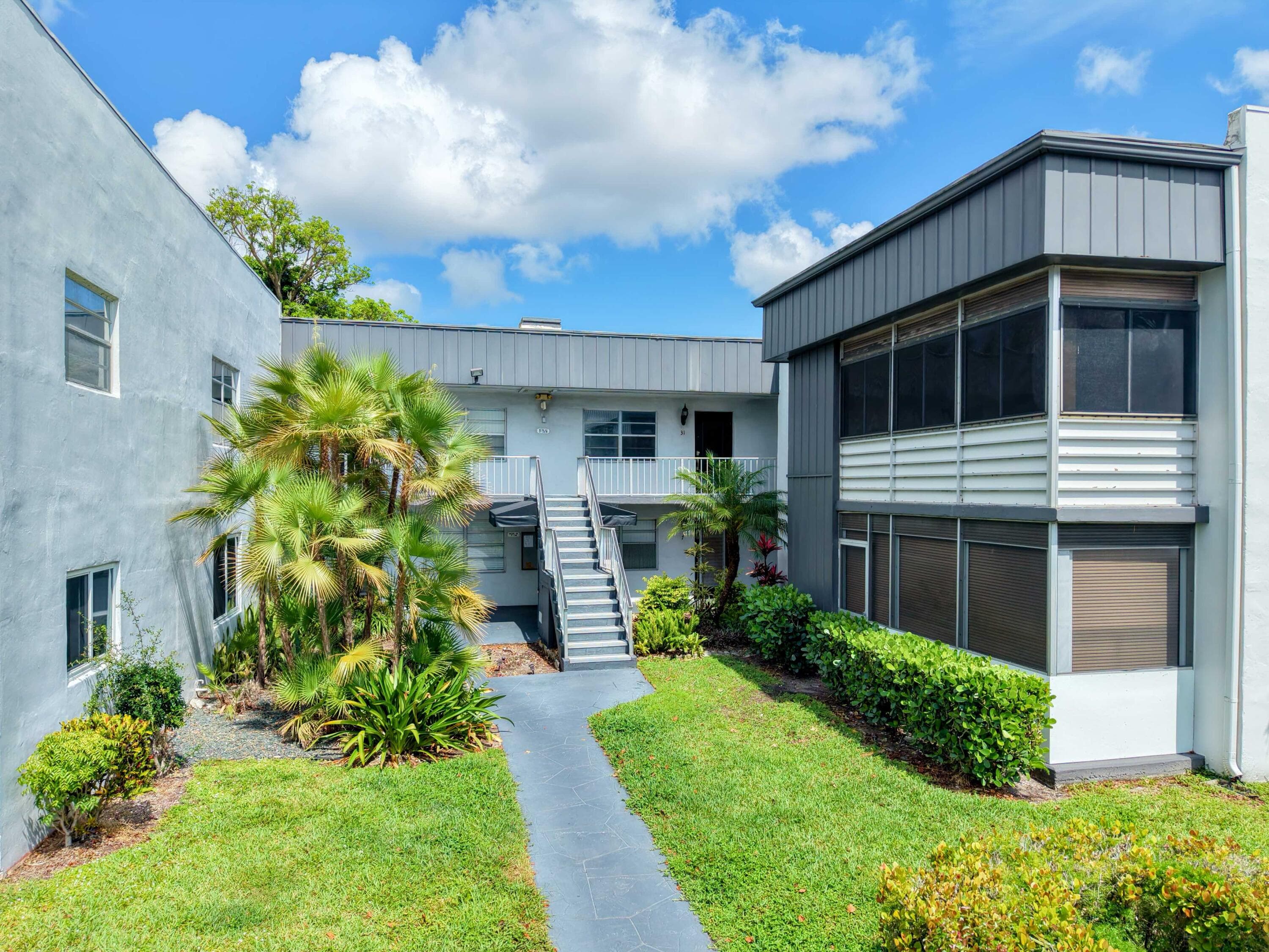 6 Normandy A, Delray Beach, FL 33484 — photo 33 of 44