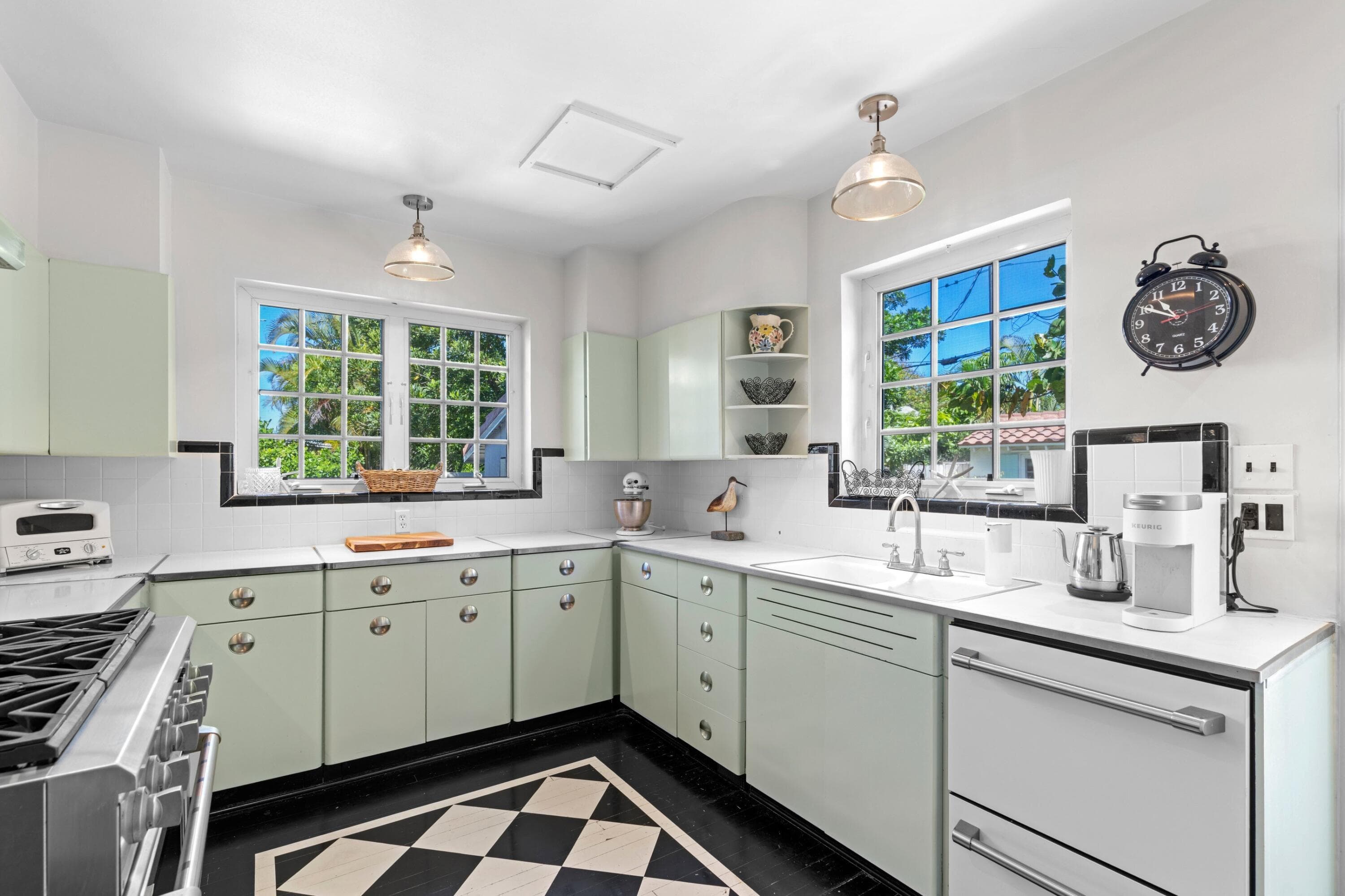 112 Yale Drive, Lake Worth Beach, FL 33460 — photo 15 of 40